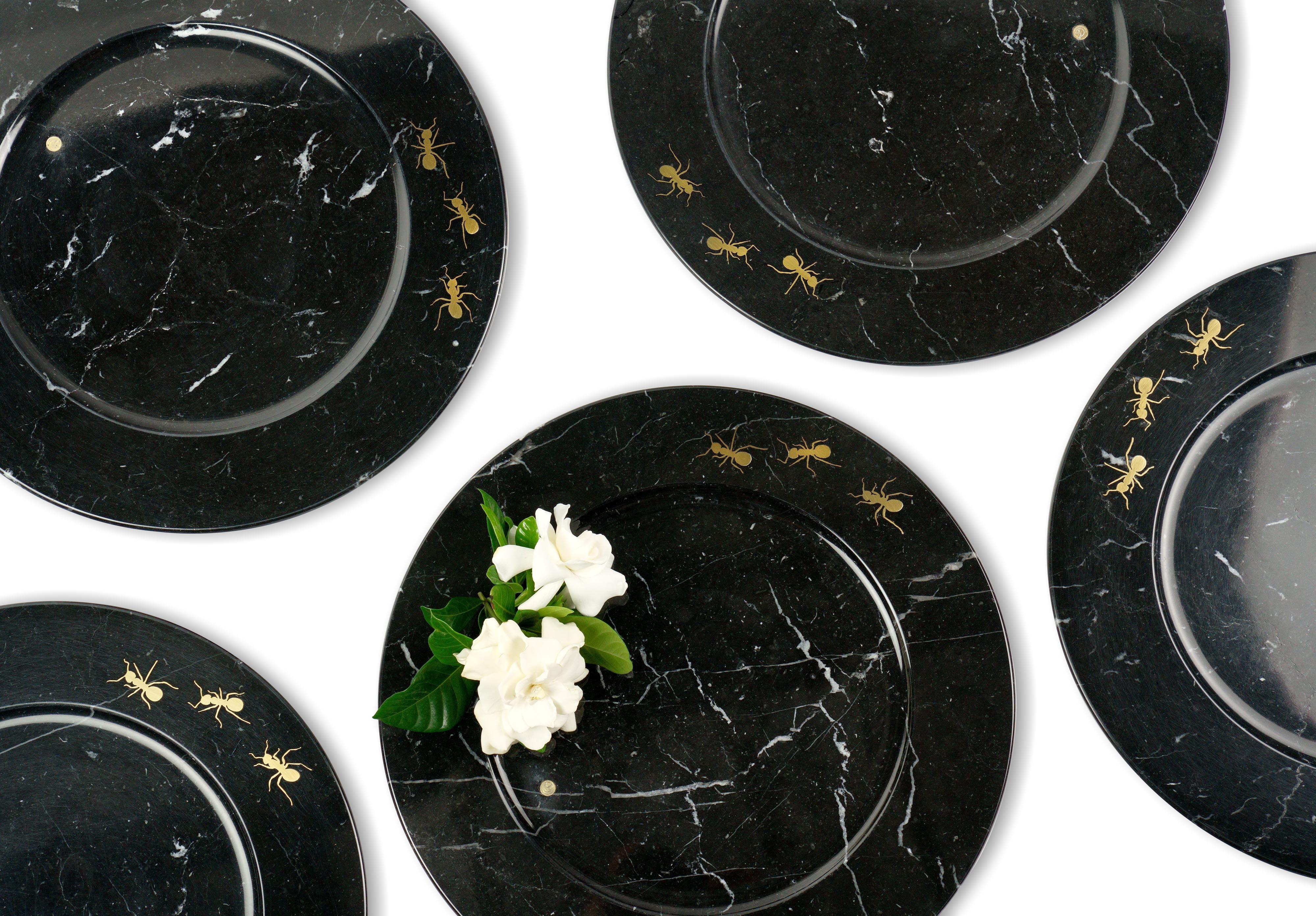 Charger Plates Platters Serveware Set of Six Black Marquinia Marble with Brass For Sale 1