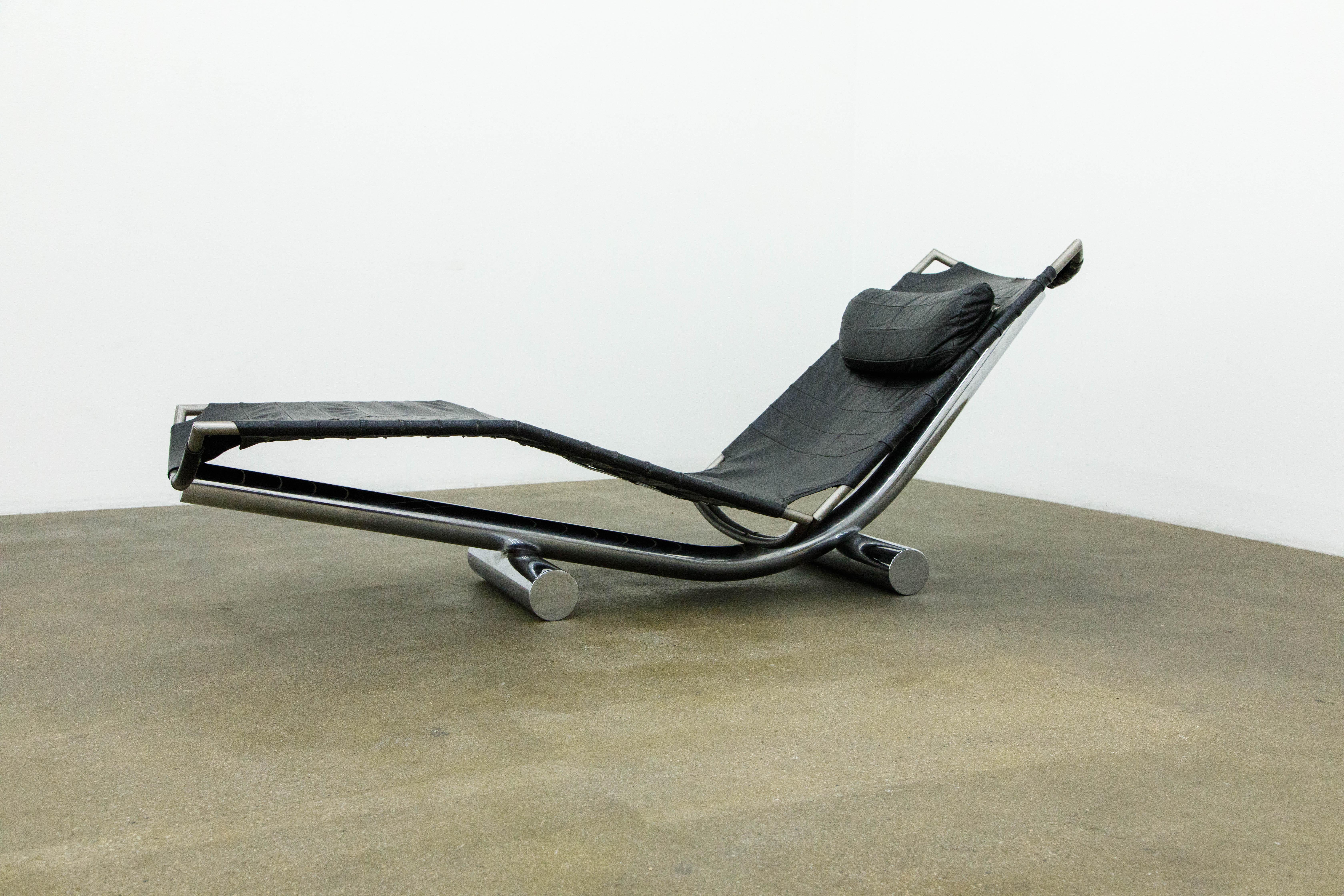 Chaise longue en cuir Chariot de Paul Tuttle pour Strassle International, circa 1972 en vente 1