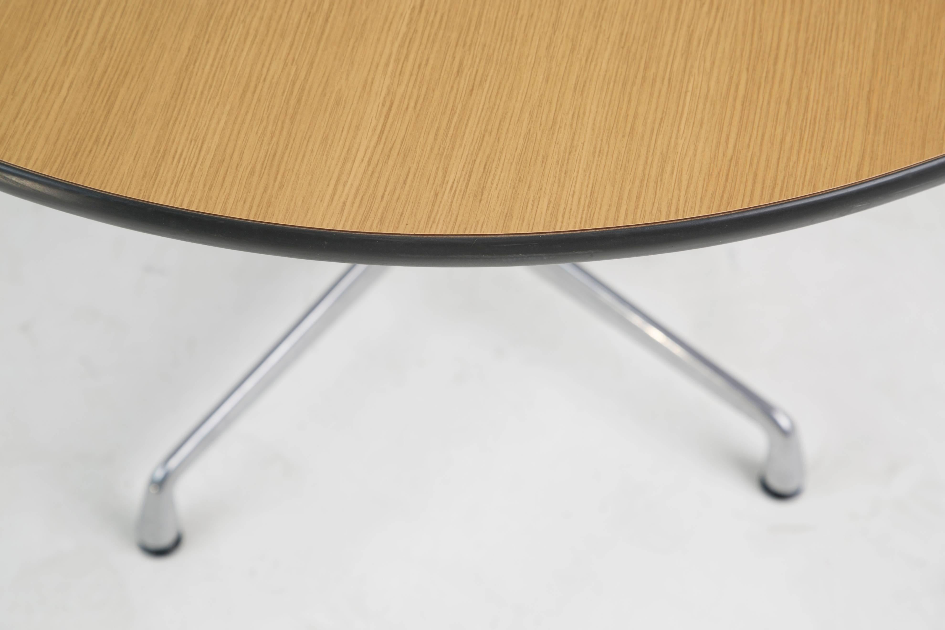 Mid-Century Modern Charles & Ray Eames for Herman Miller Aluminum Group Dining Table, circa 1970