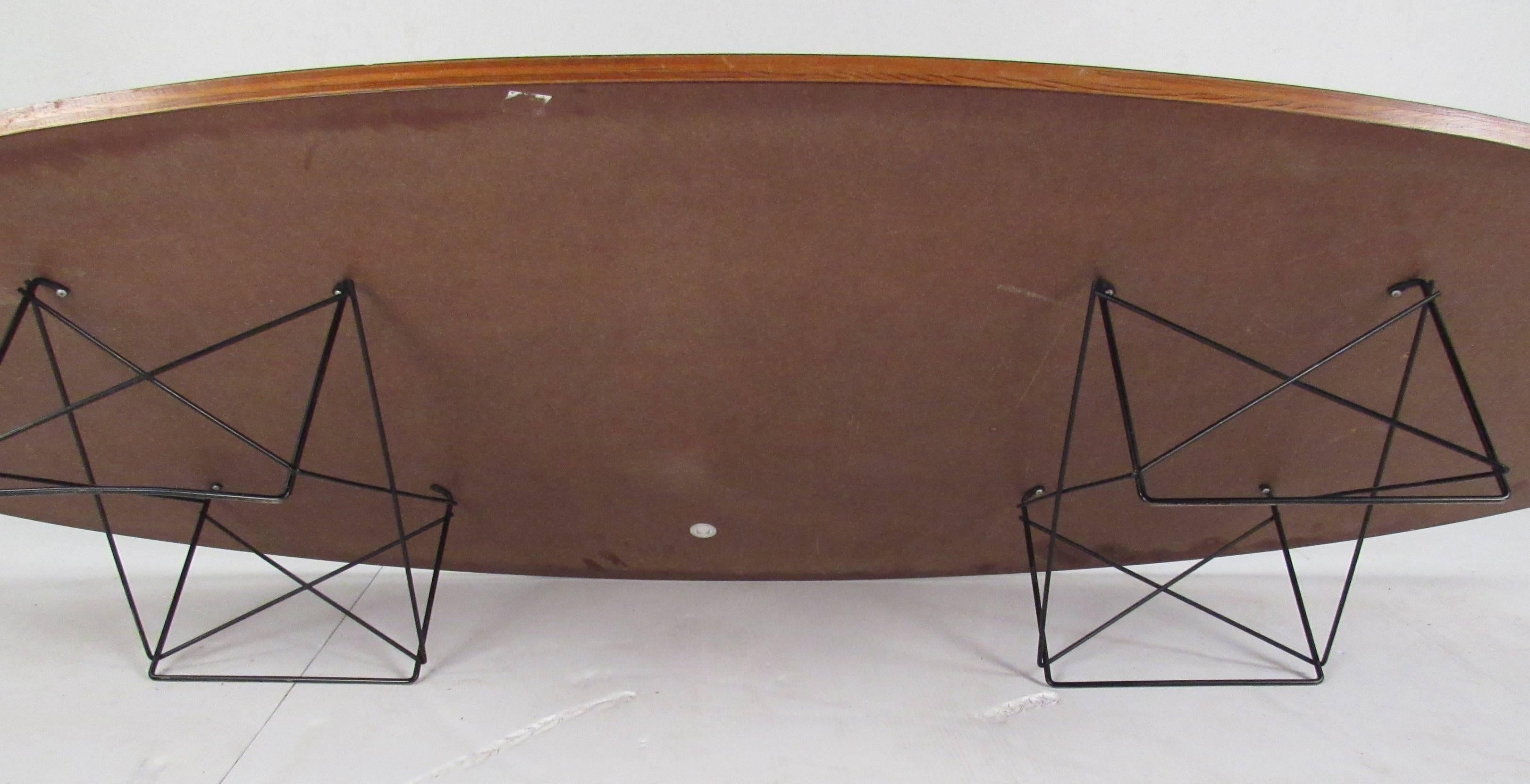 Charles & Ray Eames Surfboard Coffee Table for Herman Miller In Good Condition In Brooklyn, NY