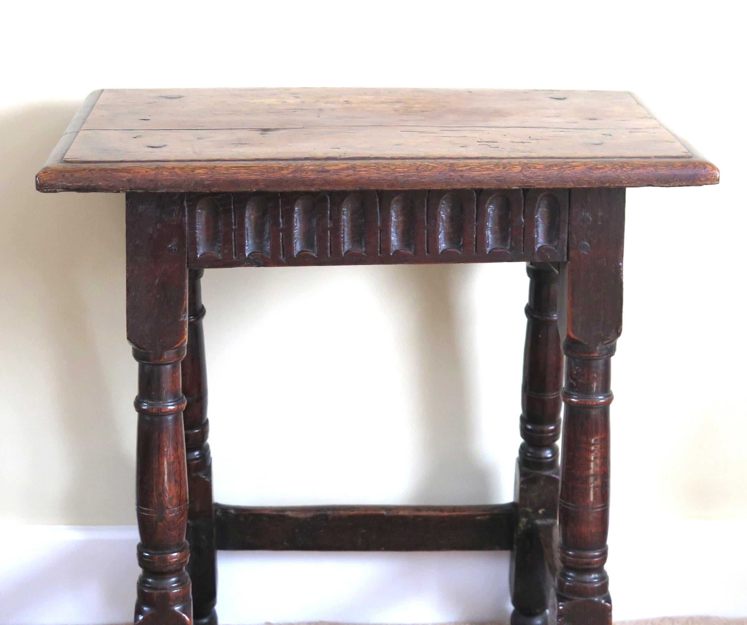 Hand-Crafted Charles 1st English Jointed Stool Oak, Early to Mid 17th Century, circa 1630 For Sale