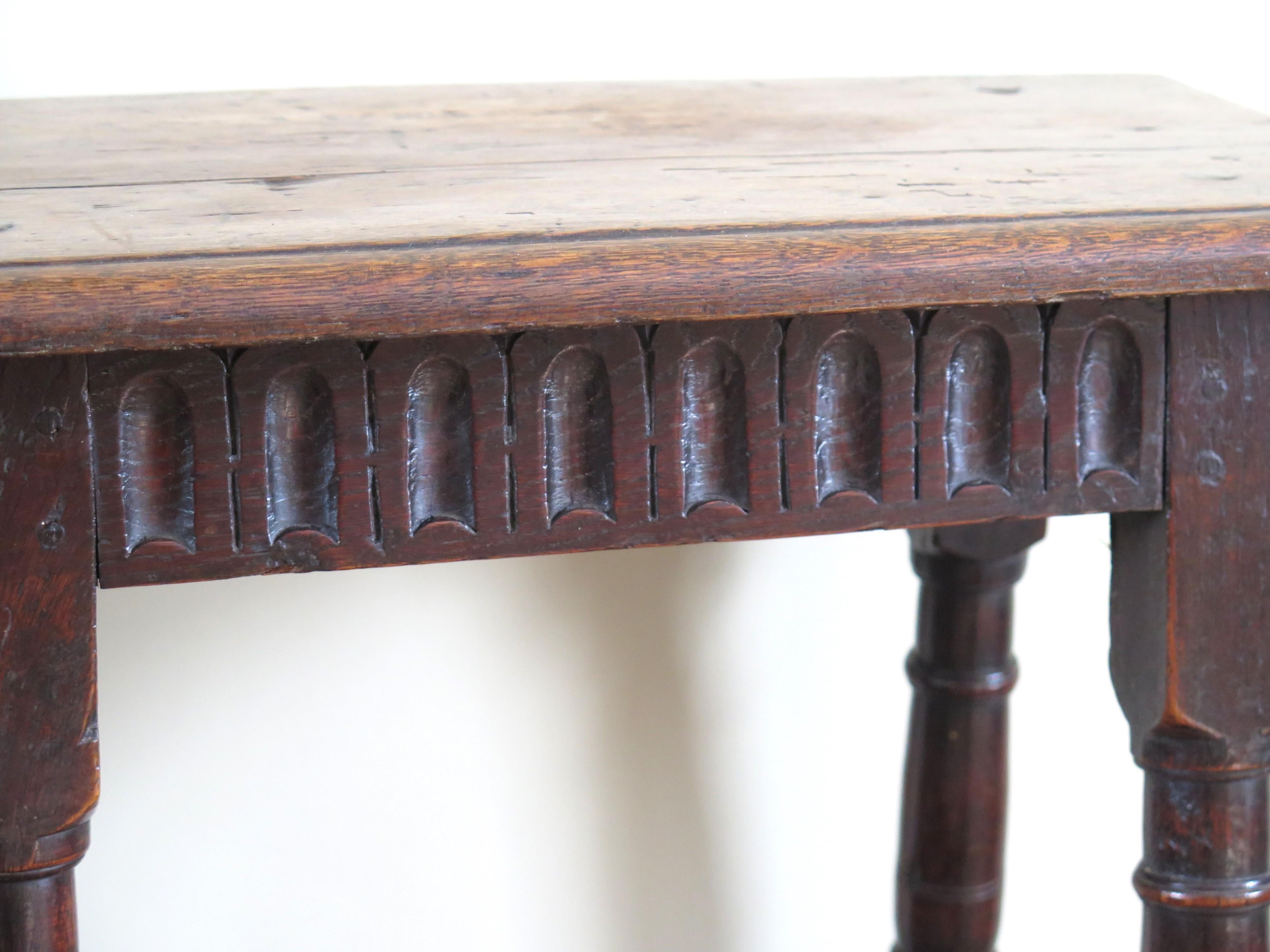 Charles 1st English Jointed Stool Oak, Early to Mid 17th Century, circa 1630 For Sale 1