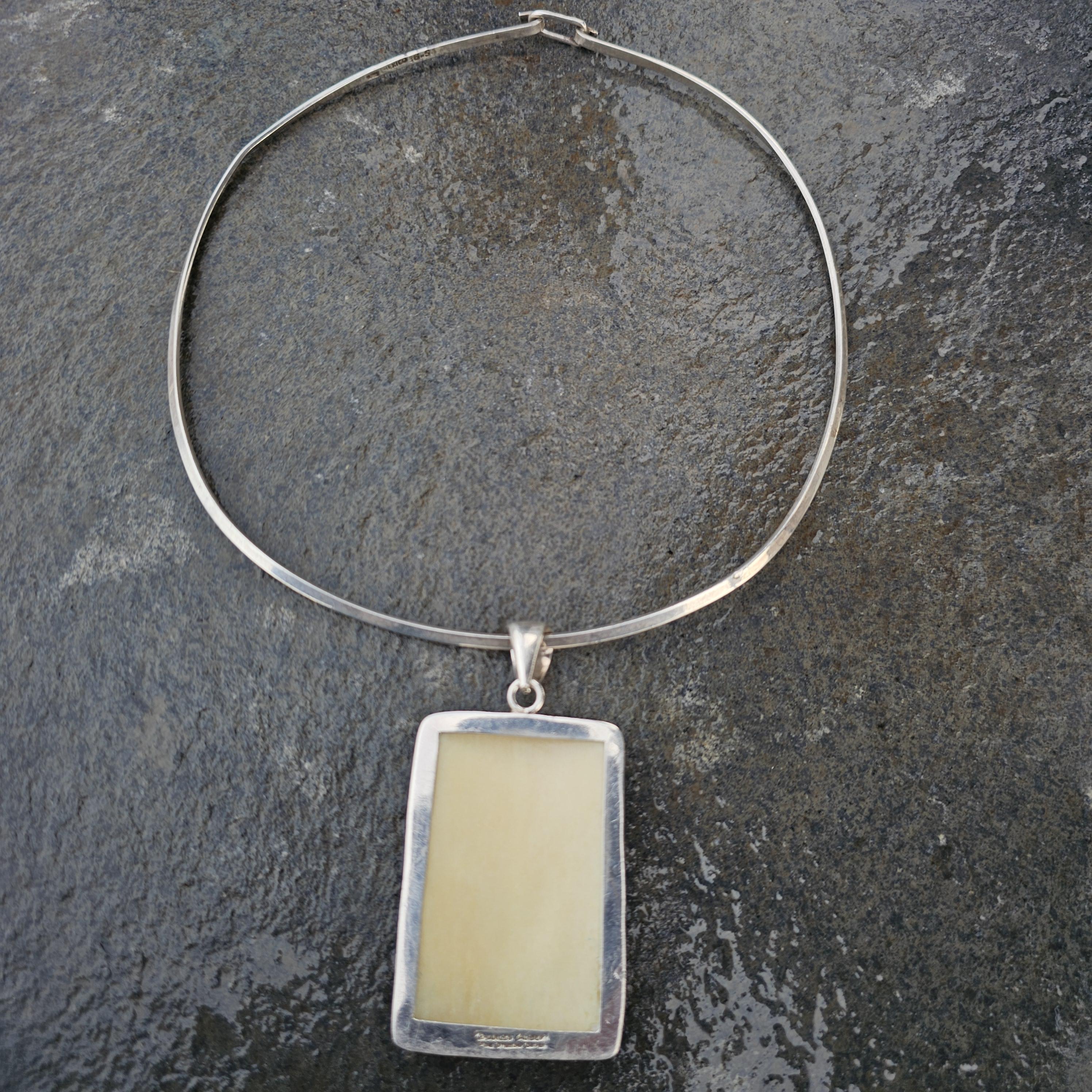 Charles Albert Queen of Clubs Playing Card Pendant Sterling Silver Collar Chain For Sale 7