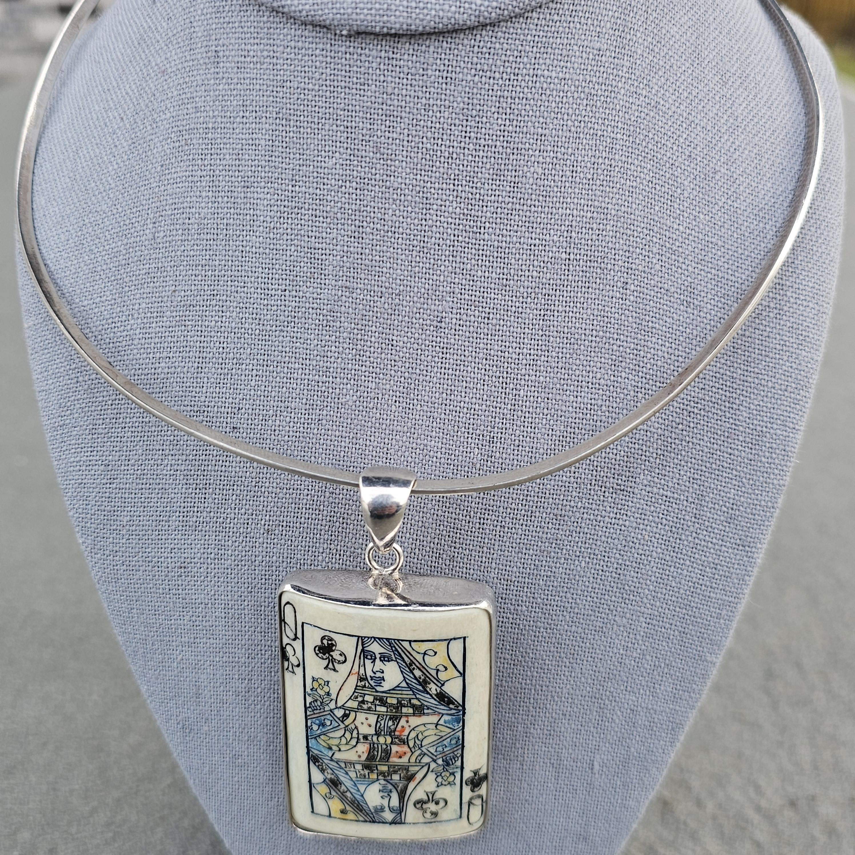 Charles Albert Queen of Clubs Playing Card Pendant Sterling Silver Collar Chain For Sale 1