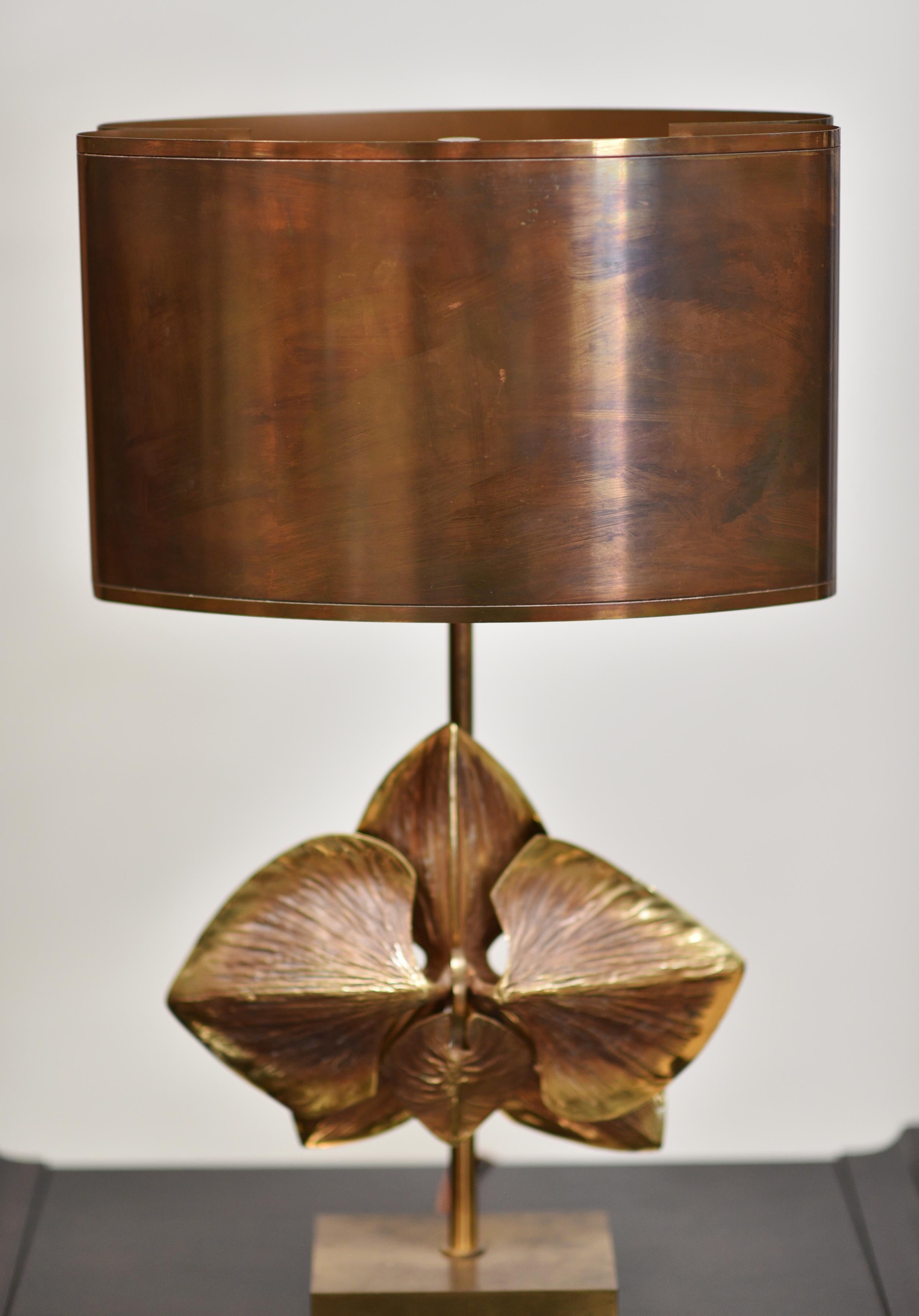French CHARLES É FILS DESIGN BRASS Table Lamp For Sale