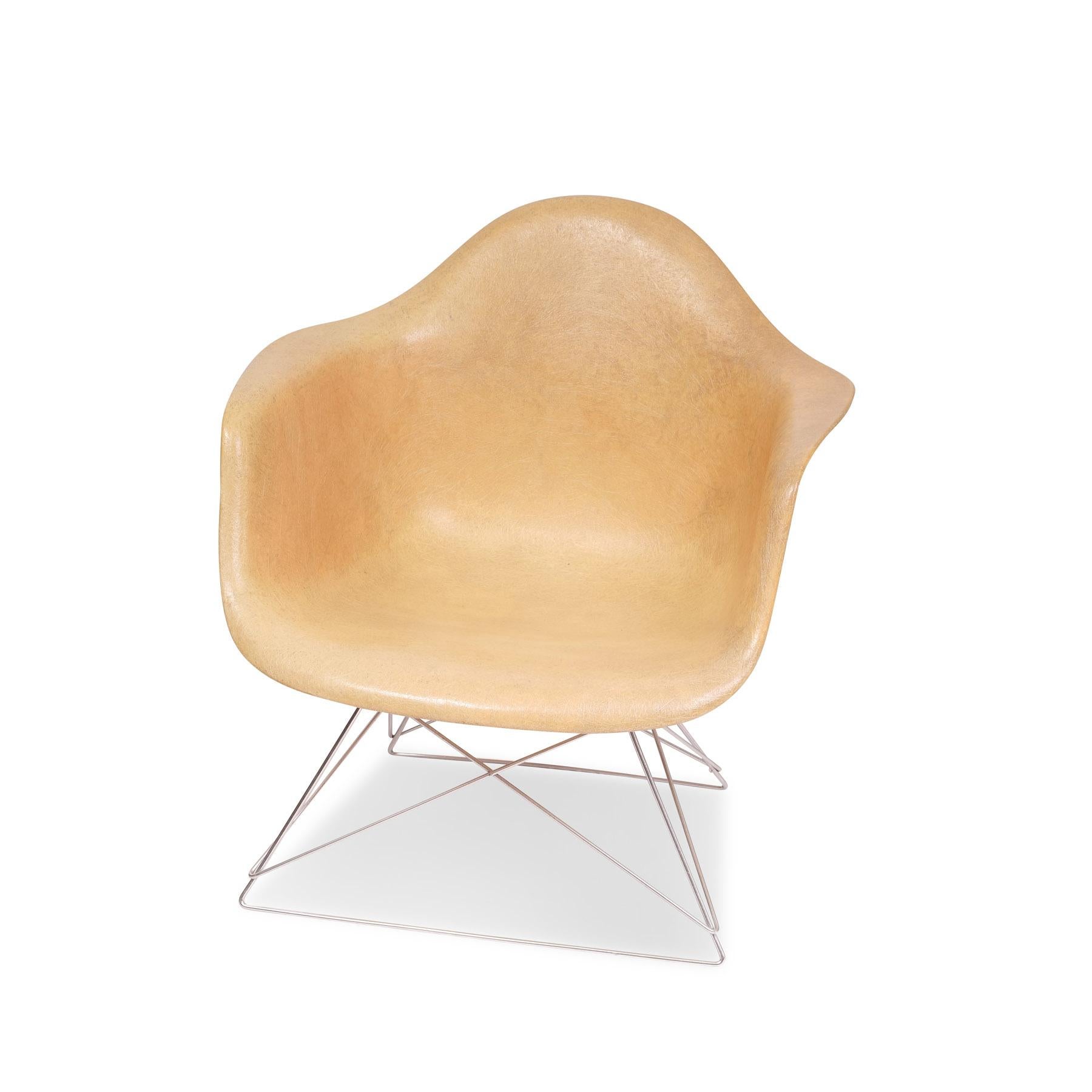 Eames lounge chair 