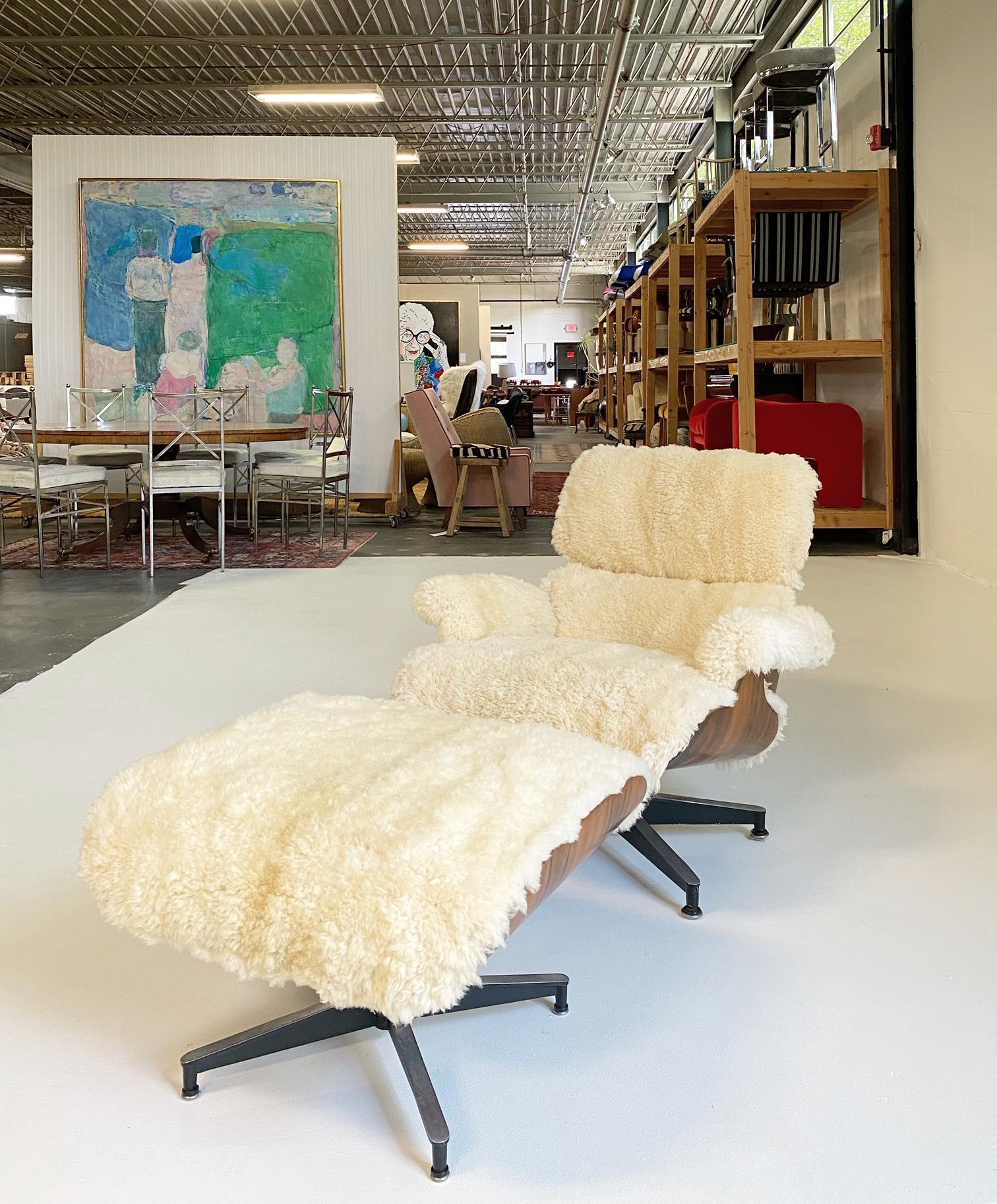 Charles and Ray Eames 670 Lounge Chair and 671 Ottoman in California Sheepskin 6