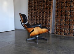 Charles and Ray Eames 670 Rosewood Lounge Chair for Herman Miller, circa 1970