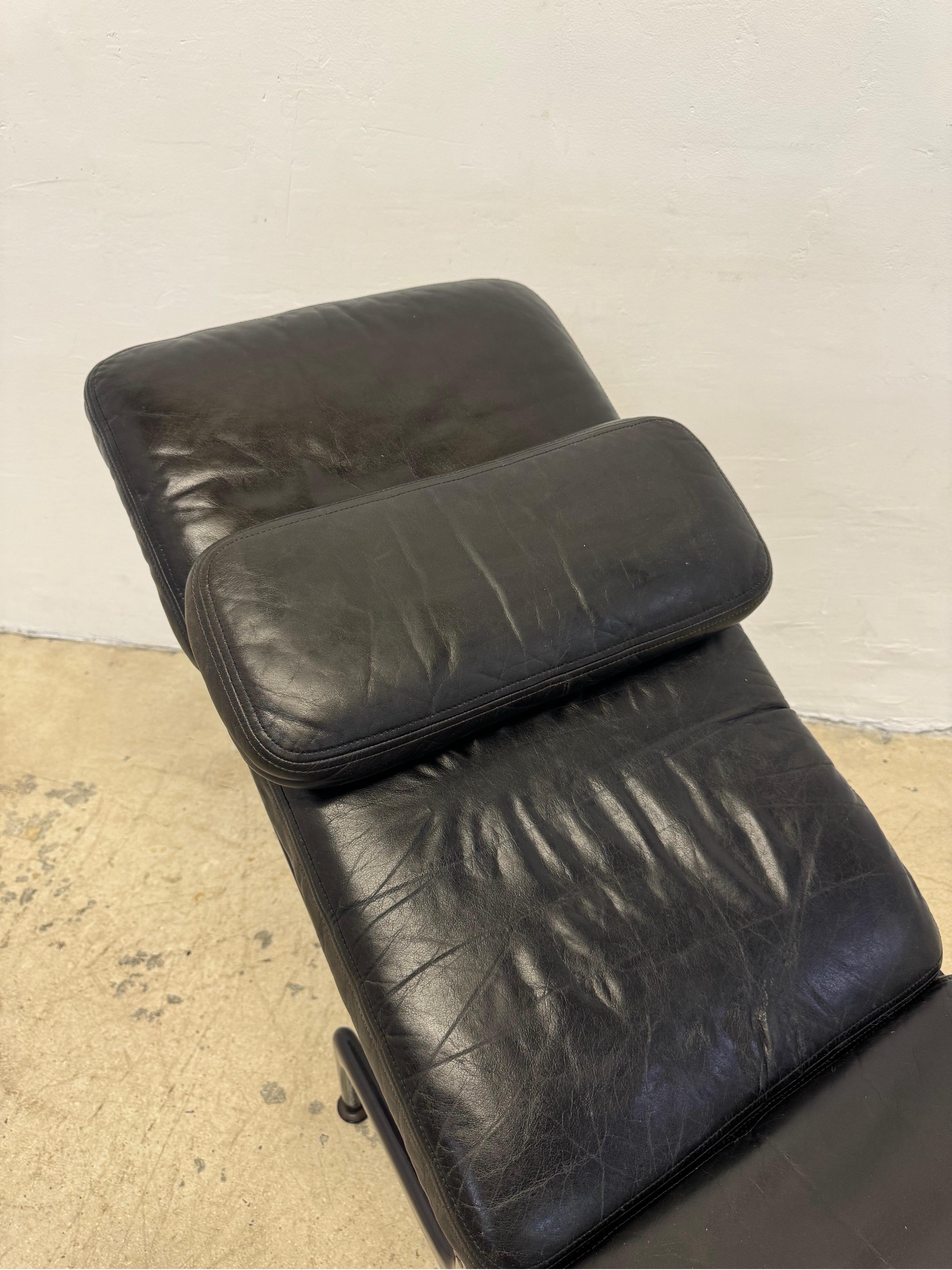 Charles and Ray Eames Billy Wilder Es106 Chaise Lounge for Herman Miller, 1970s For Sale 6