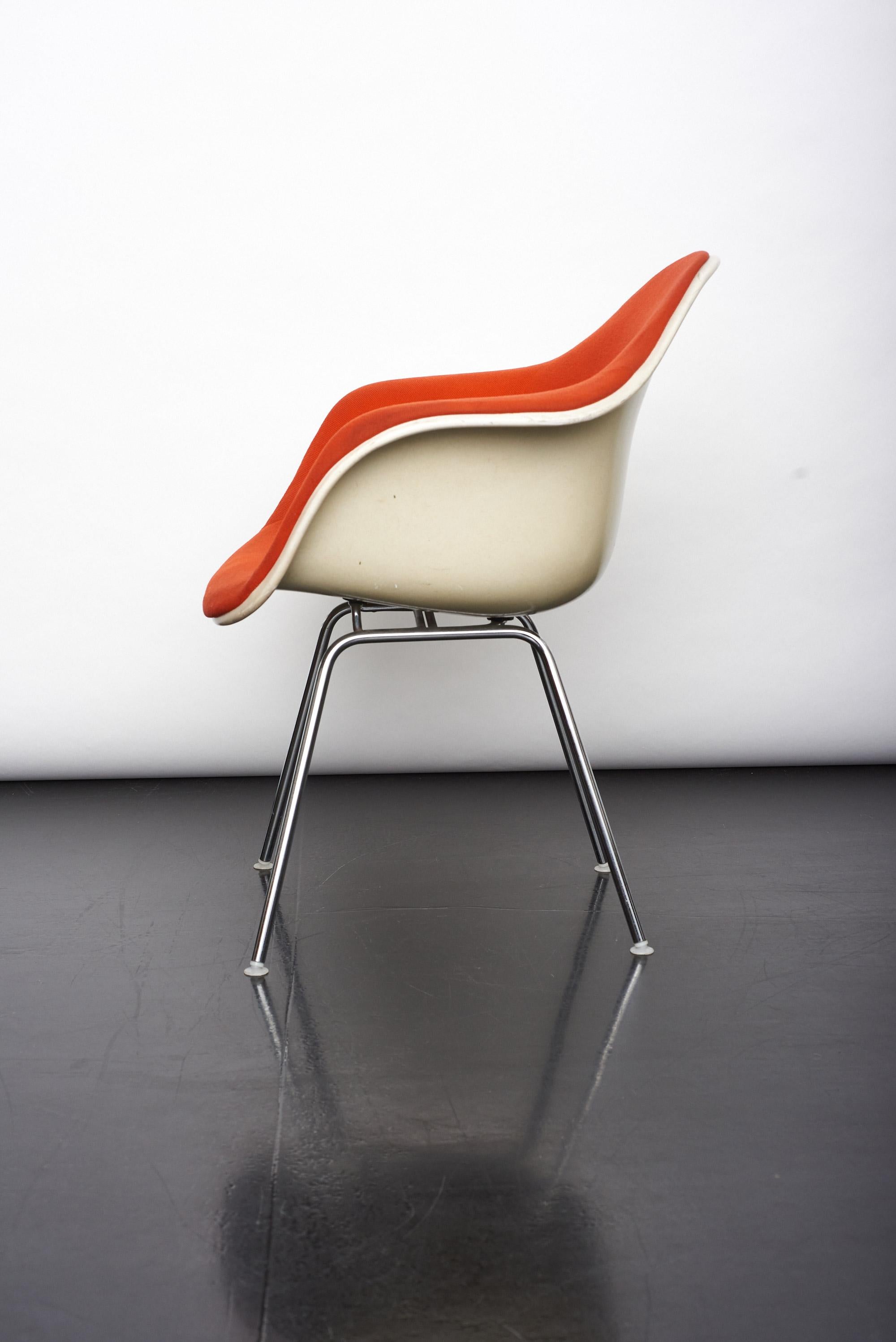 Mid-Century Modern Fauteuil DAX Charles and Ray Eames par Herman Miller en vente