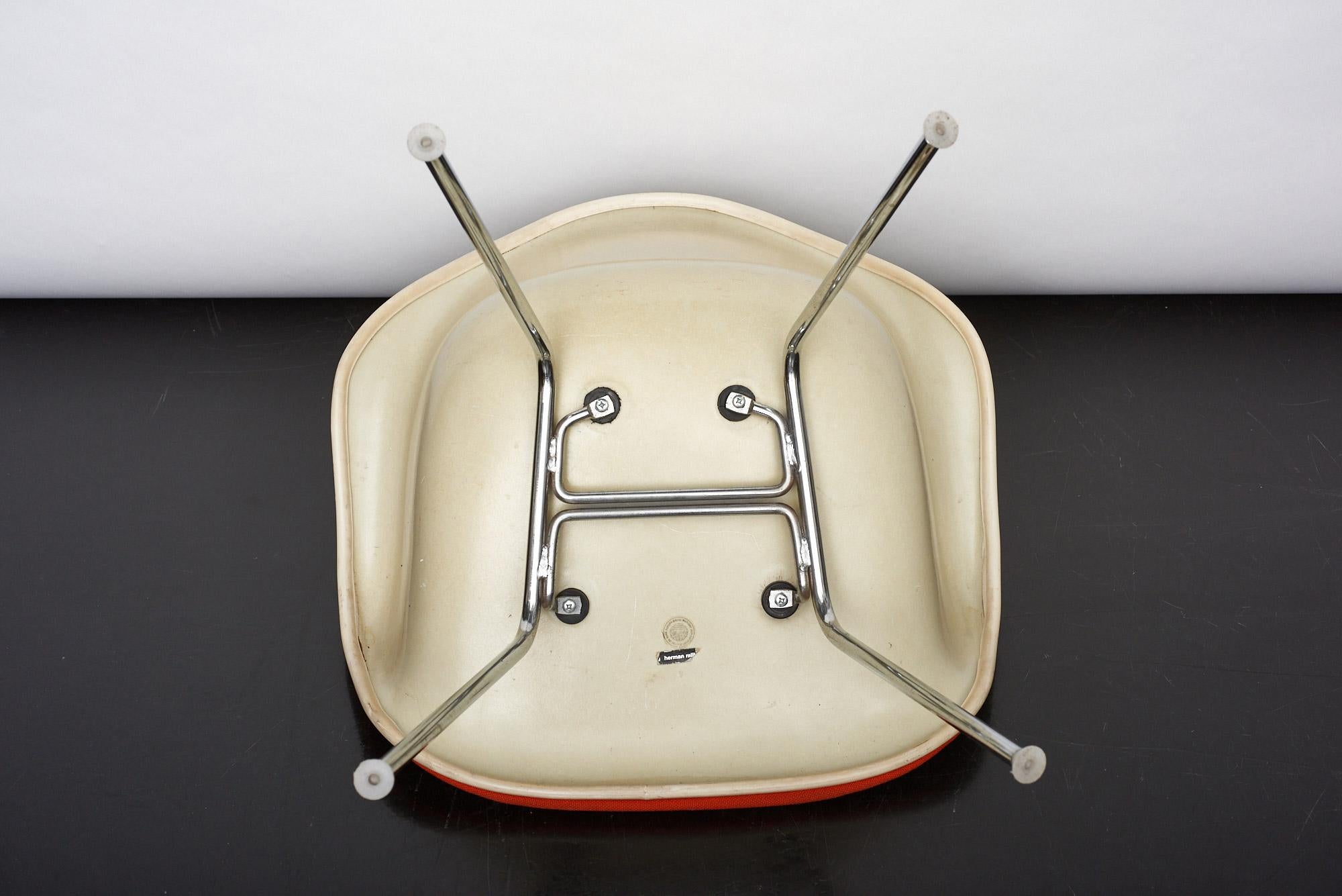 Charles und Ray Eames DAX Sessel von Herman Miller (Geformt) im Angebot