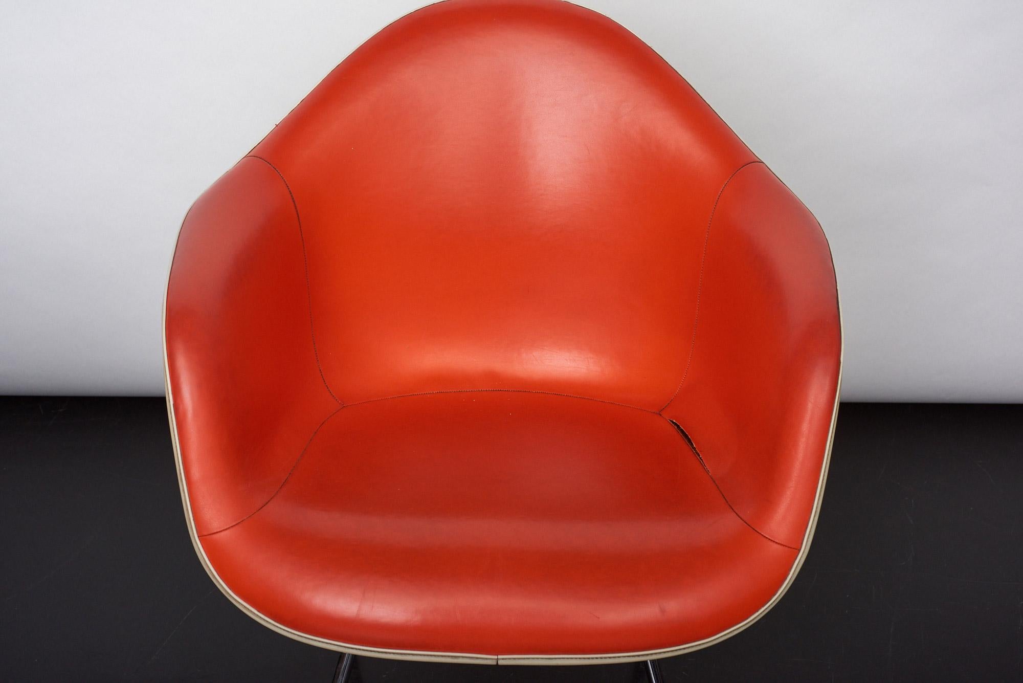 Mid-Century Modern Chaise DAX de Charles et Ray Eames par Herman Miller, années 70 en vente