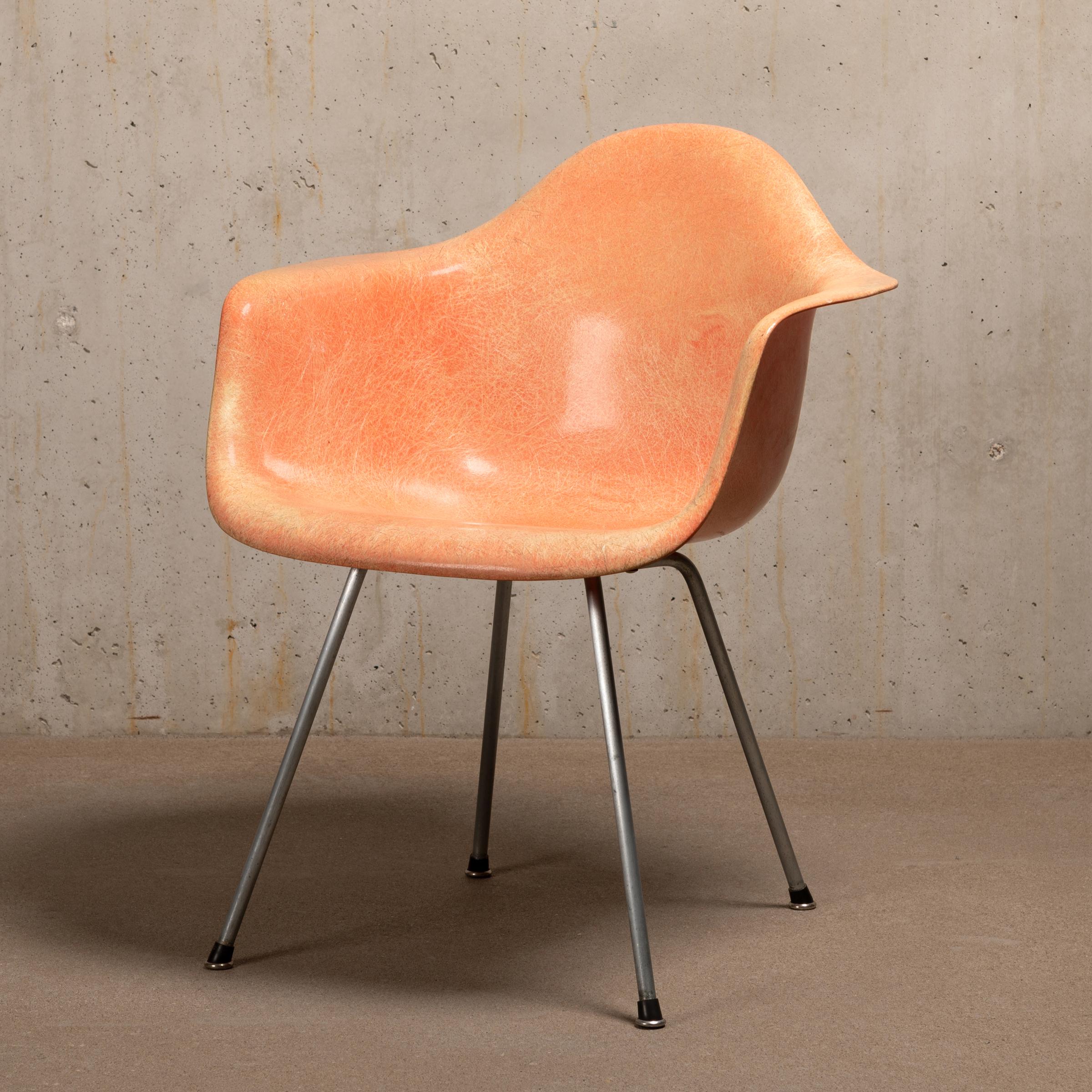 Charles and Ray Eames DAX Salmon Armchair Herman Miller 'Zenith Plastics' 1