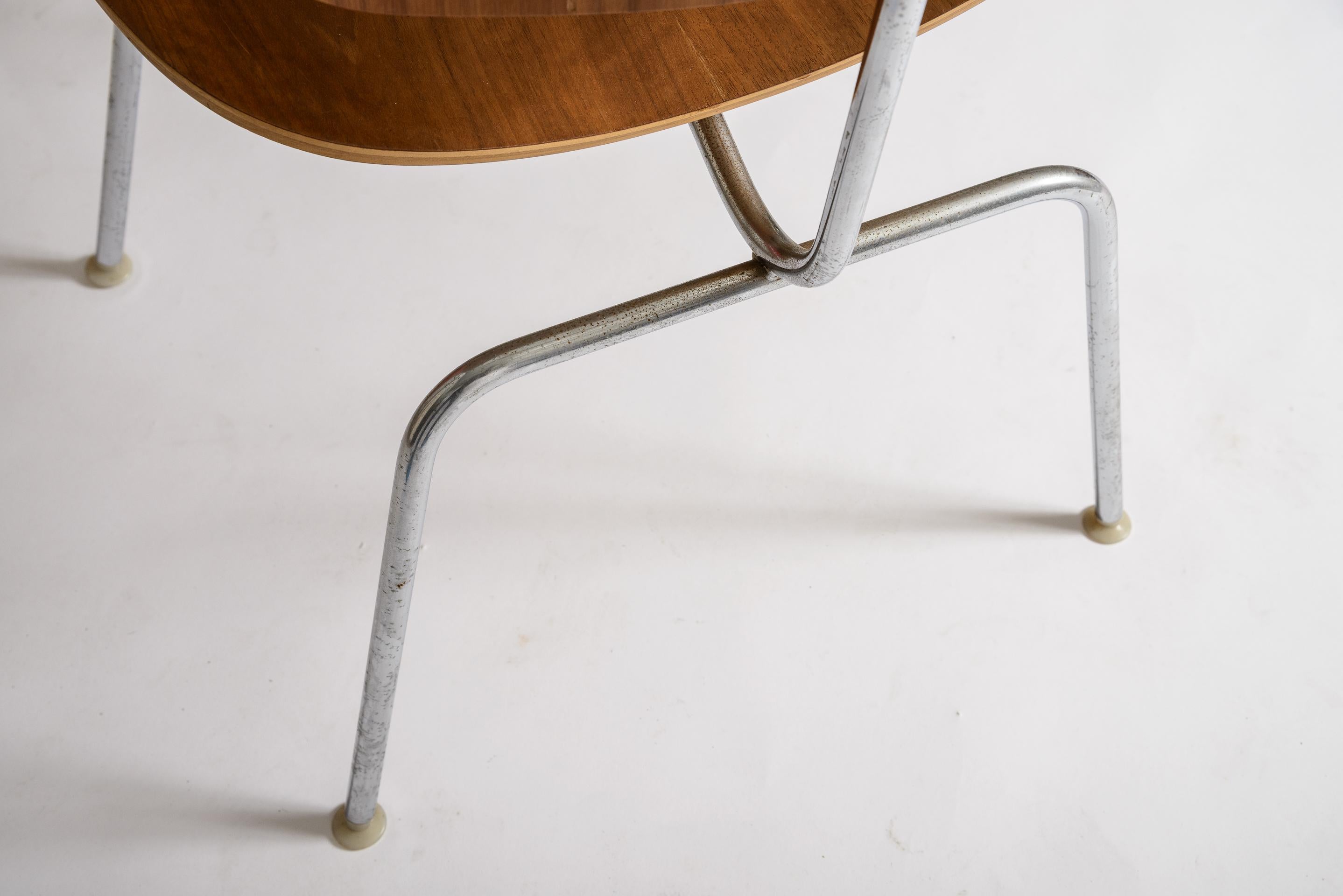 Charles and Ray Eames DCM Chairs For Sale 8
