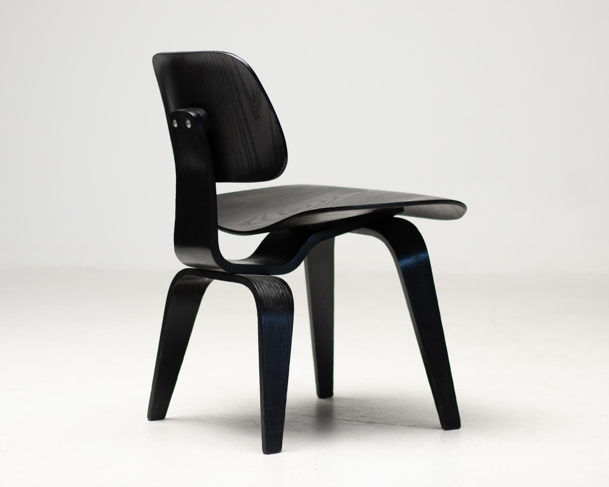 Mid-Century Modern Charles and Ray Eames DCW Chair by Herman Miller