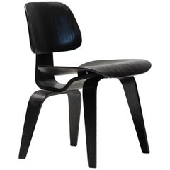 Retro Charles and Ray Eames DCW Chair by Herman Miller