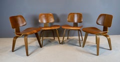 Chaises de salle à manger « DCW » de Charles et Ray Eames, années 1940