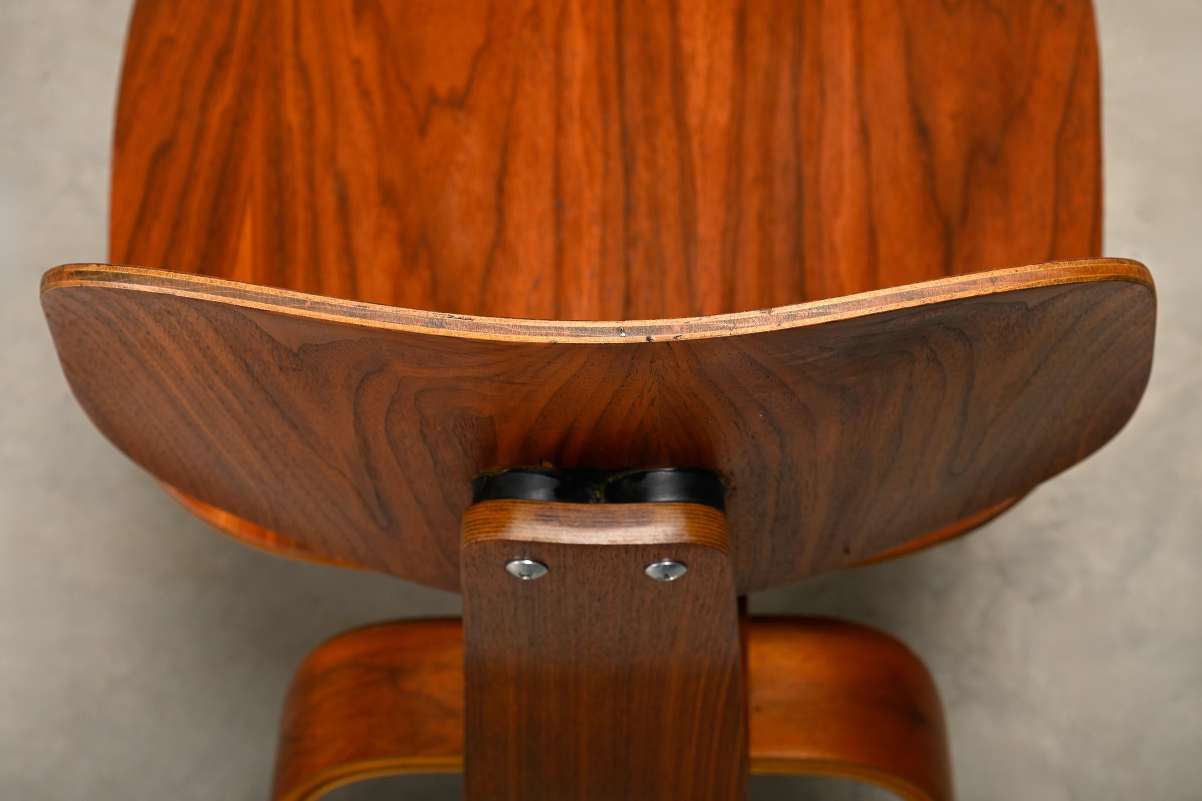 Charles and Ray Eames DCW Walnut Plywood Dining Chair for Evans Products Company 2