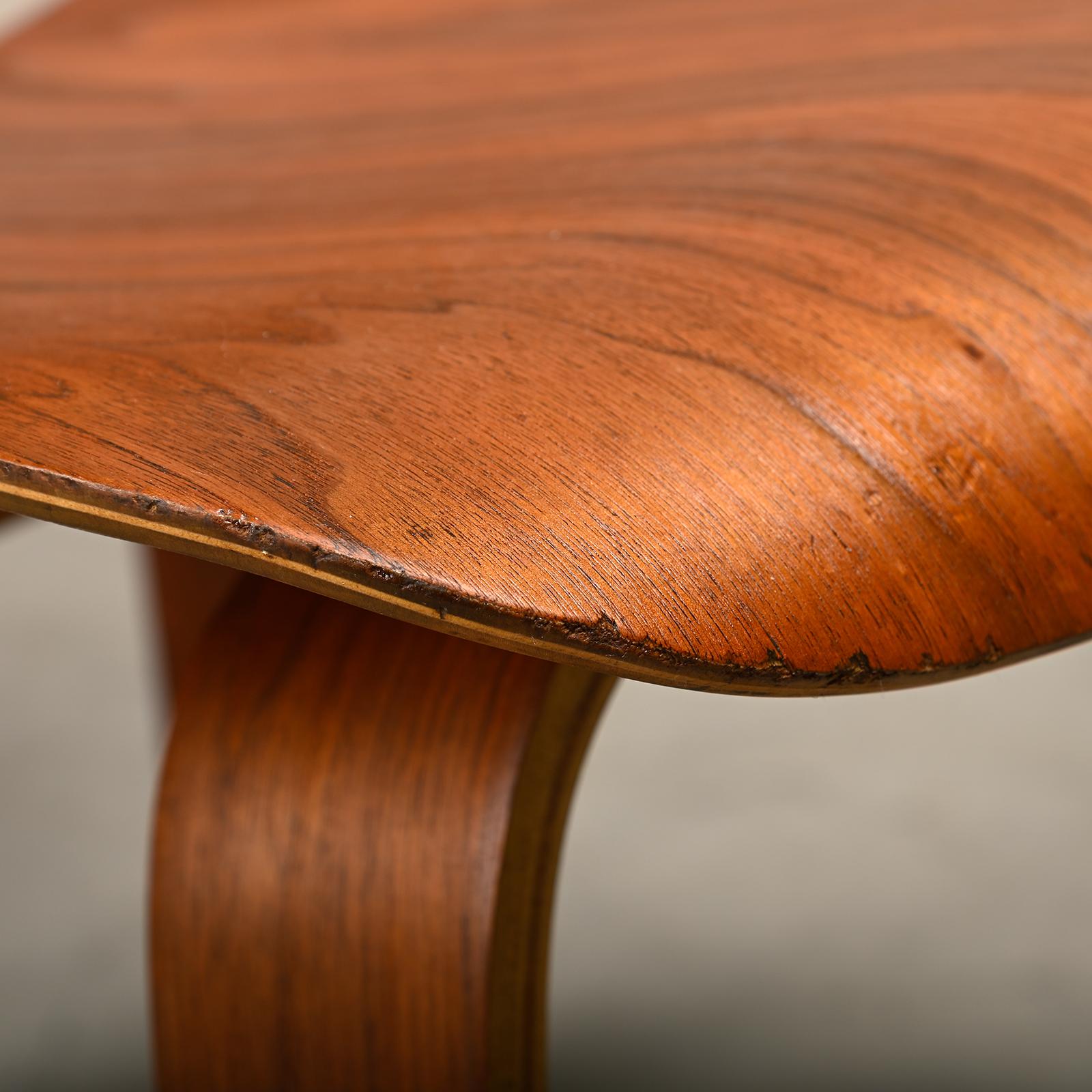 Charles and Ray Eames DCW Walnut Plywood Dining Chair for Evans Products Company 8