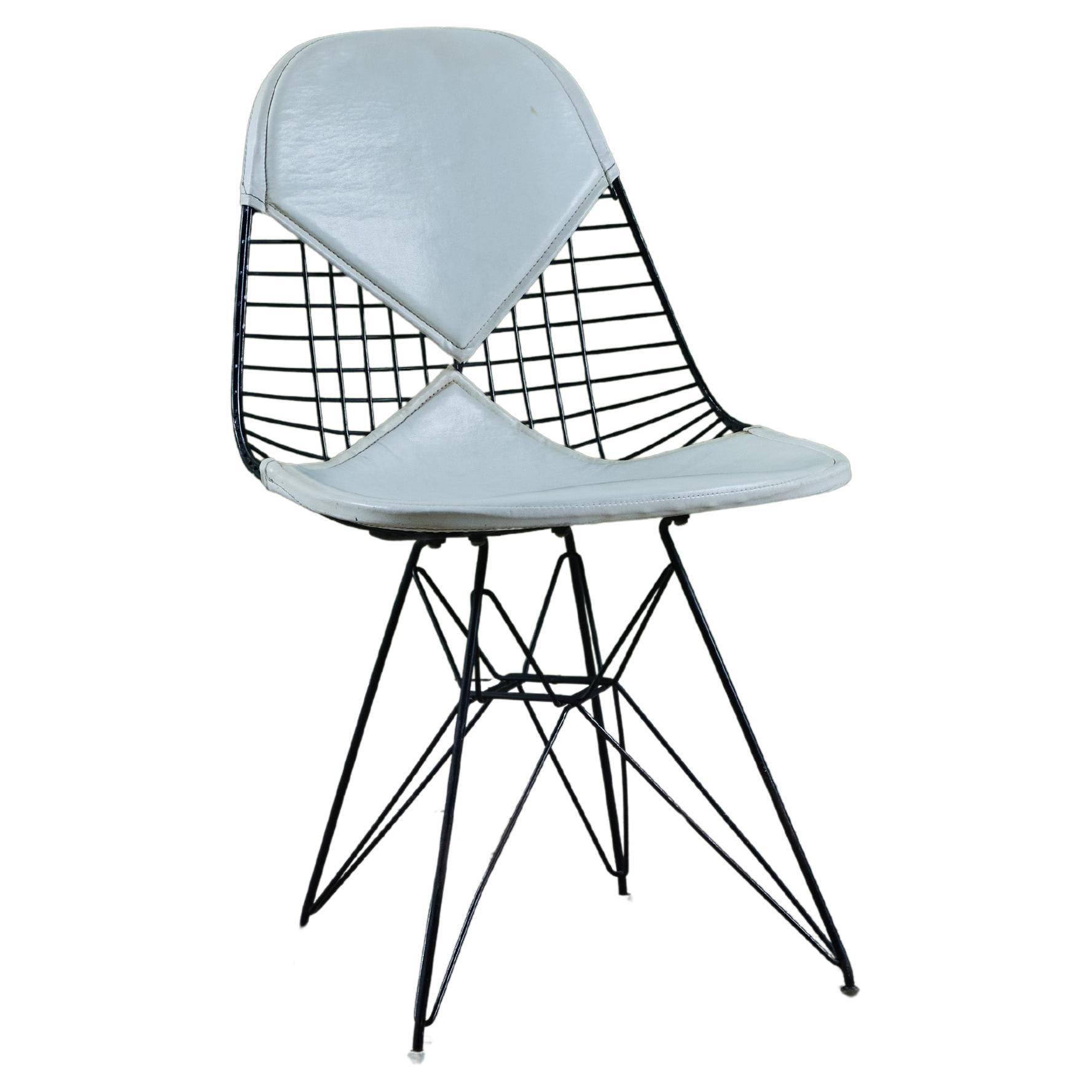 Charles and Ray Eames DKR-2 Wire Chair for Herman Miller