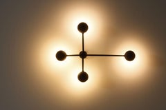 Charles And Ray Eames Dot Pattern Black Light Applique 4 Spheres Lampe von Cassina