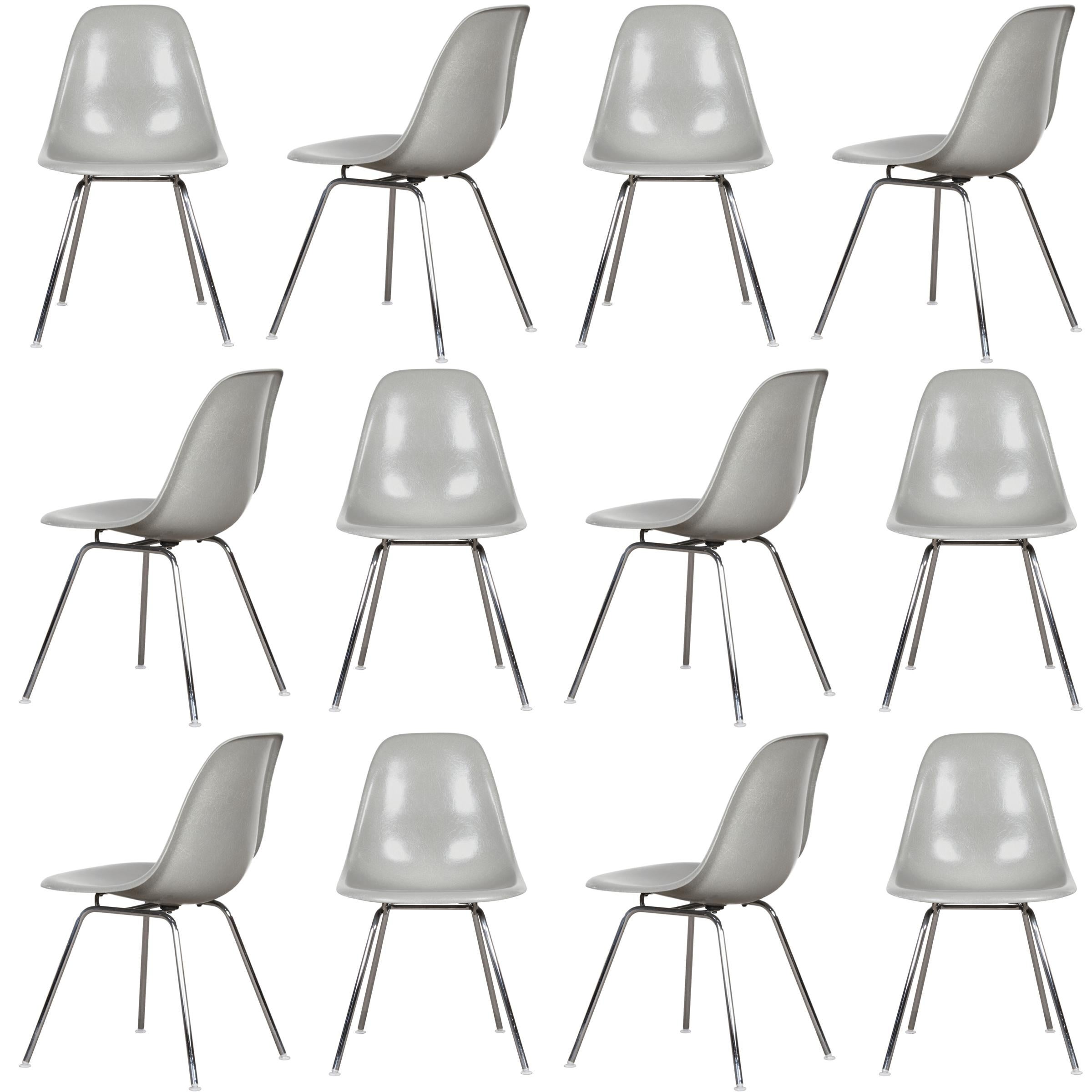 Charles and Ray Eames DSX Dining Chair Sea Foam Green Light, Vitra