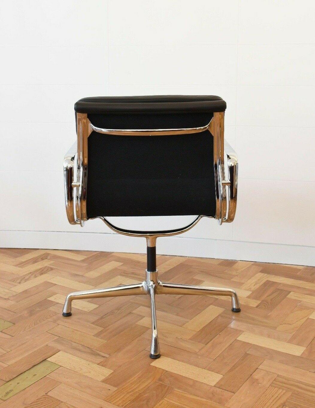 Charles and Ray Eames EA 208 Soft Pad Office Chair for Vitra 1