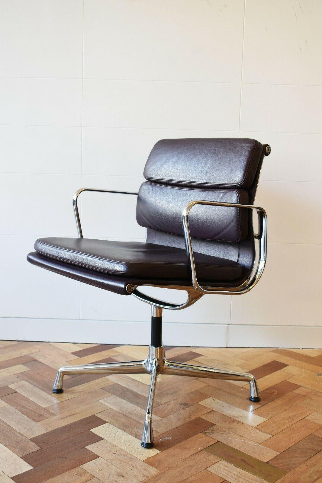The iconic EA 208 by Charles and Ray Eames for produced by Vitra, circa 2010. 

This chair is in black leather with an aluminium 4 point base. 


The design of the Soft Pad Group dates from the year 1969. In terms of both construction and