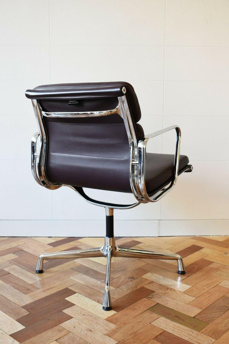 Charles and Ray Eames EA 208 Soft Pad Purple Office Chair for Vitra at  1stDibs | cowhide office chair