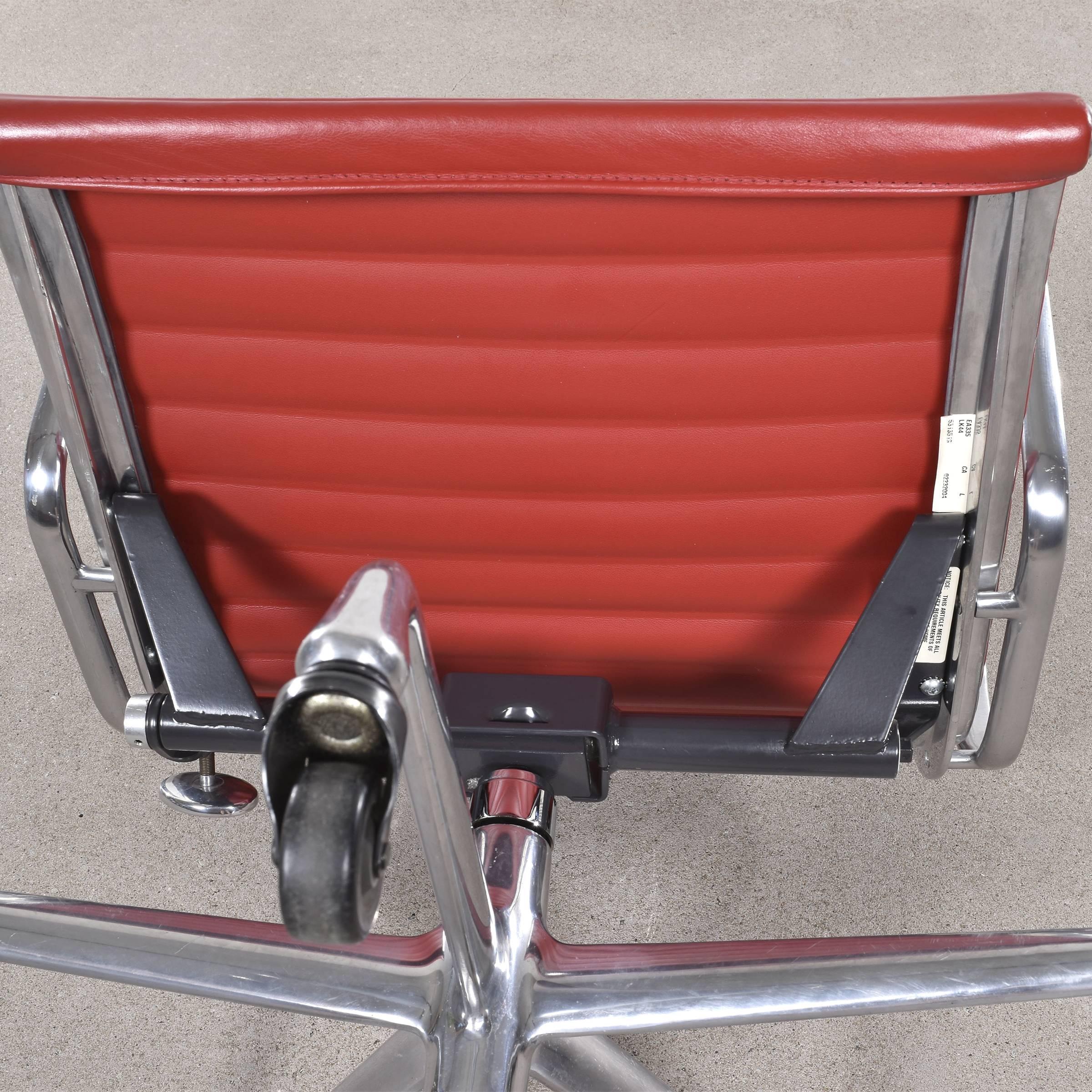 Mid-20th Century Charles and Ray Eames EA335 Management Office Chair in Red Leather