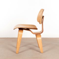 Charles and Ray Eames Early DCW Maple Dining Chair for Herman Miller