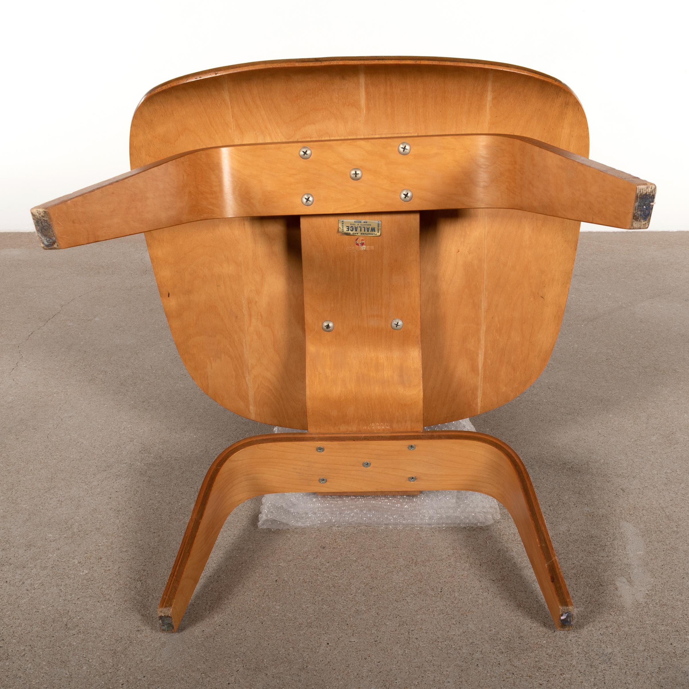 Charles and Ray Eames Early LCW Maple Lounge Chair for Evans Products, 1947 6