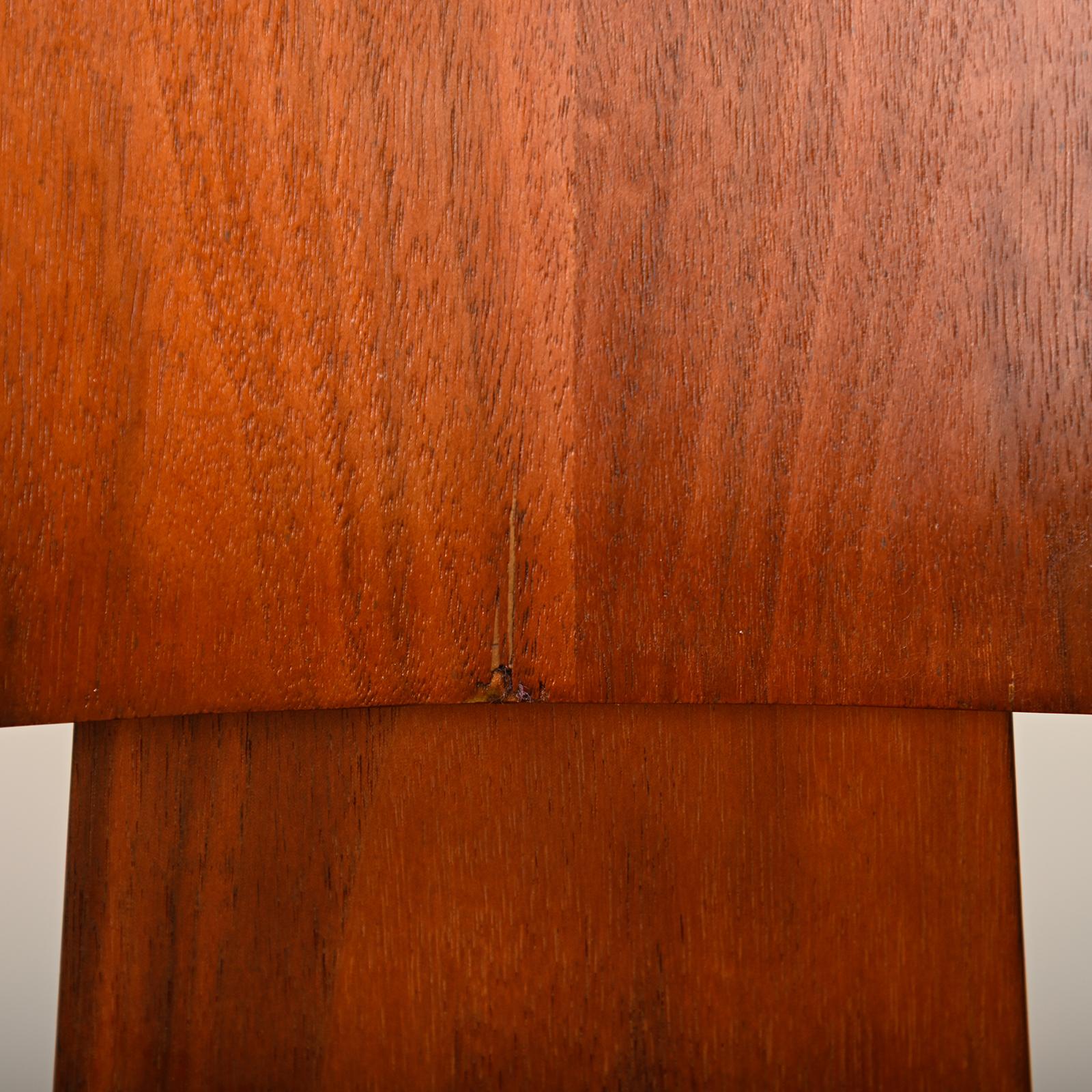 Caoutchouc Charles and Ray Eames Early restored DCW Walnut Plywood Chairs, Herman Miller en vente