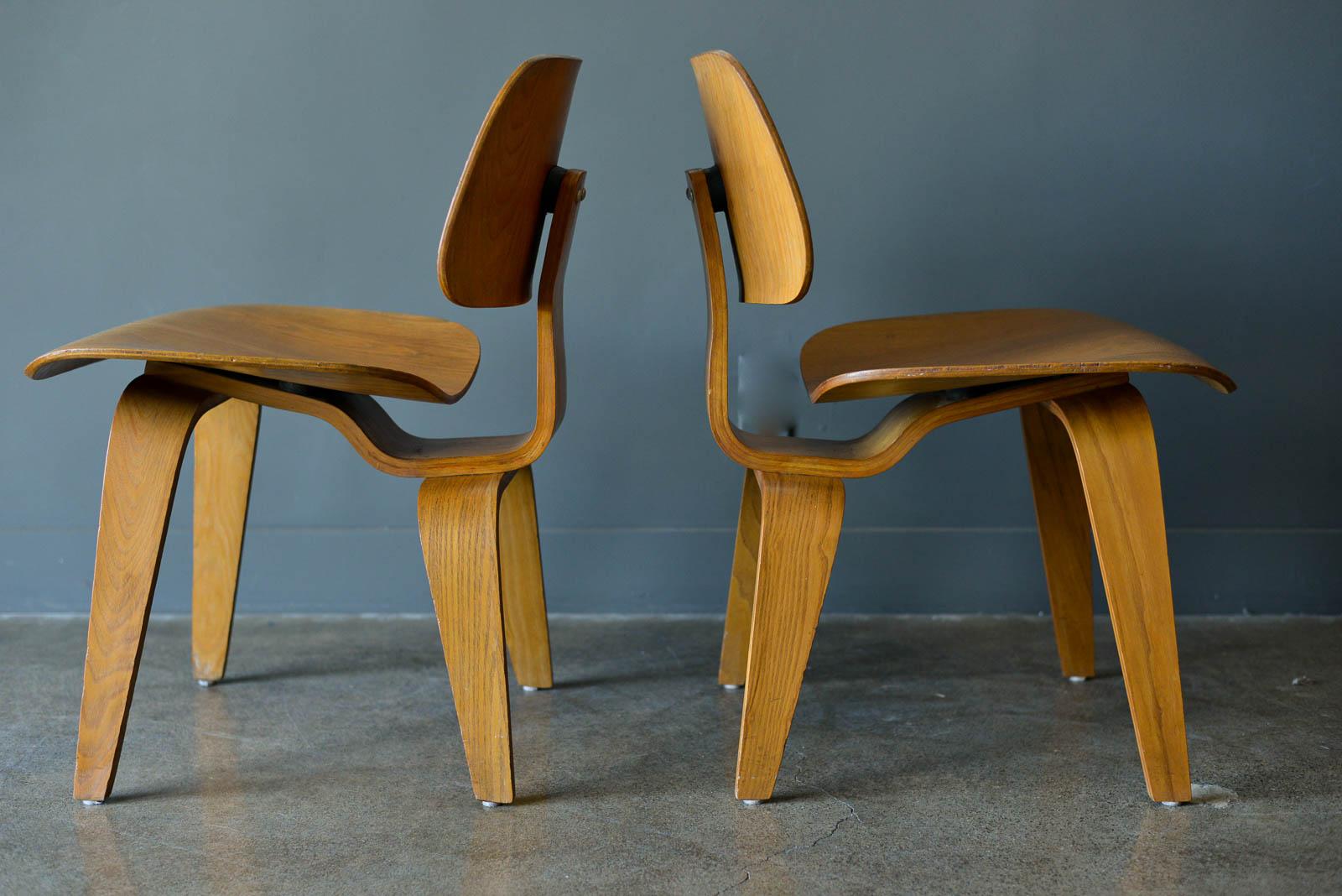 Mid-Century Modern Charles and Ray Eames for Evans Pair of DCW Chairs, Ca. 1950