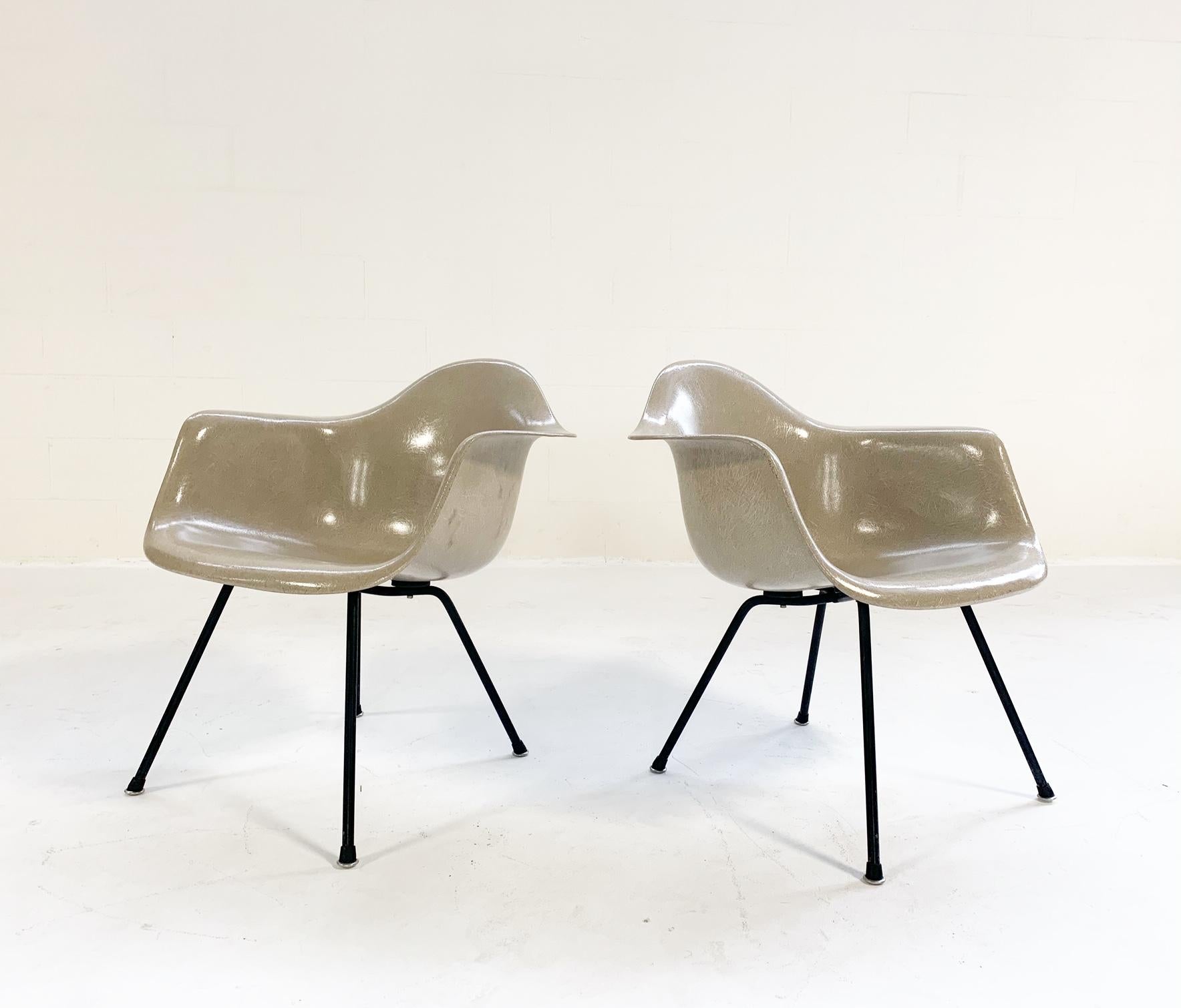 North American Charles and Ray Eames for Herman Miller DAX Chairs, Pair, circa 1950
