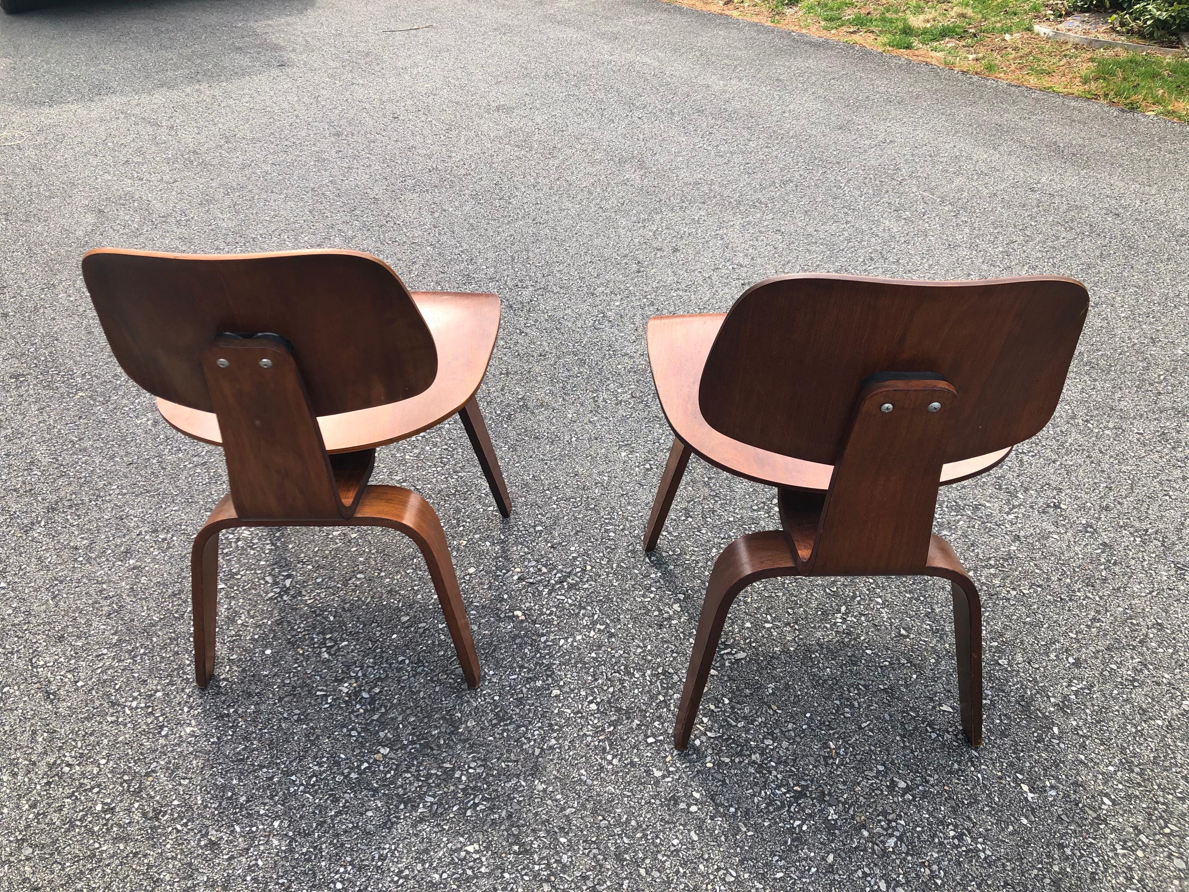 Brushed Pair of Charles and Ray Eames for Herman Miller Dcw 