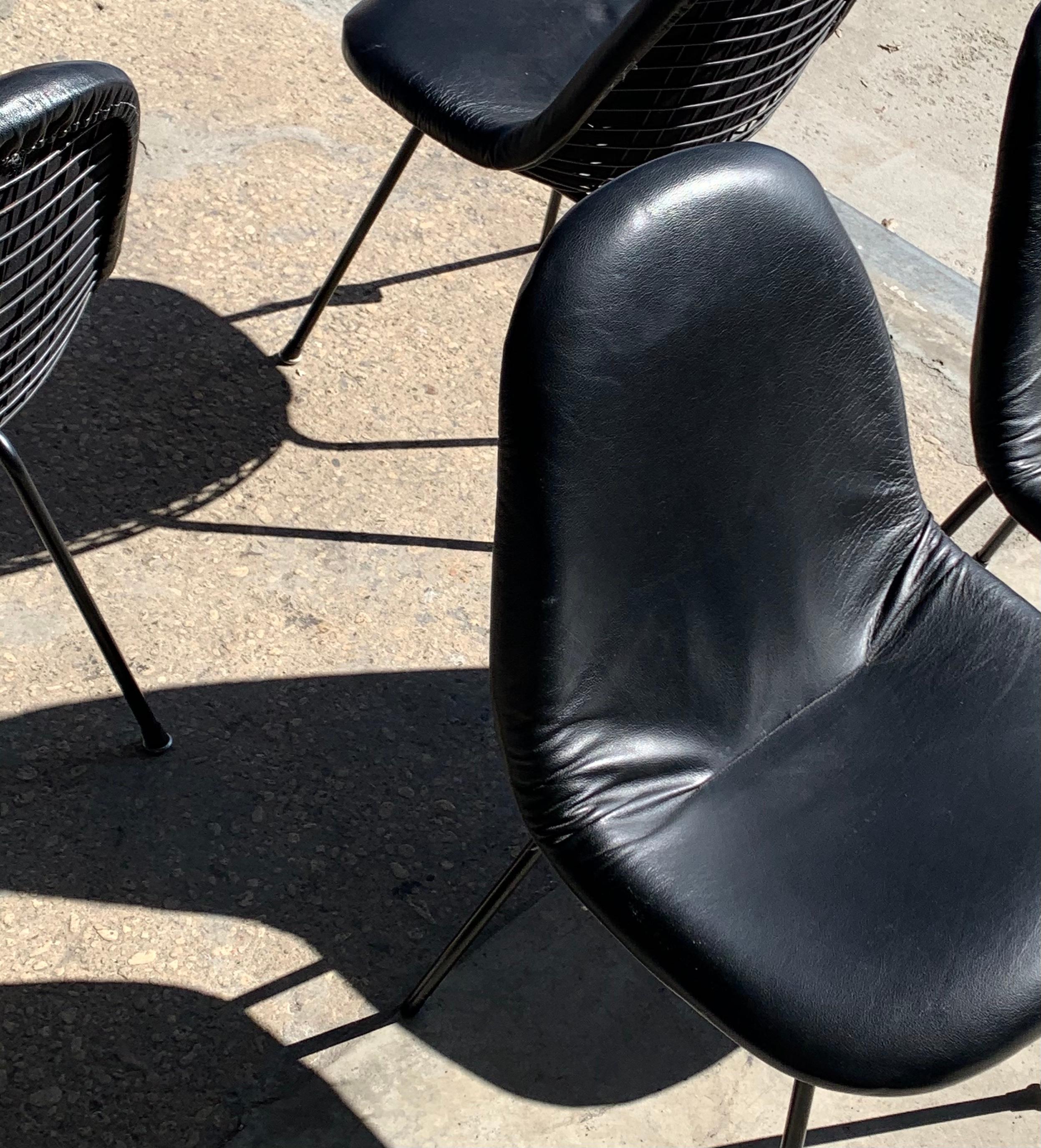 Charles and Ray Eames for Herman Miller DKX-1 Chair, Black Leather, H-Base, 1955 en vente 1