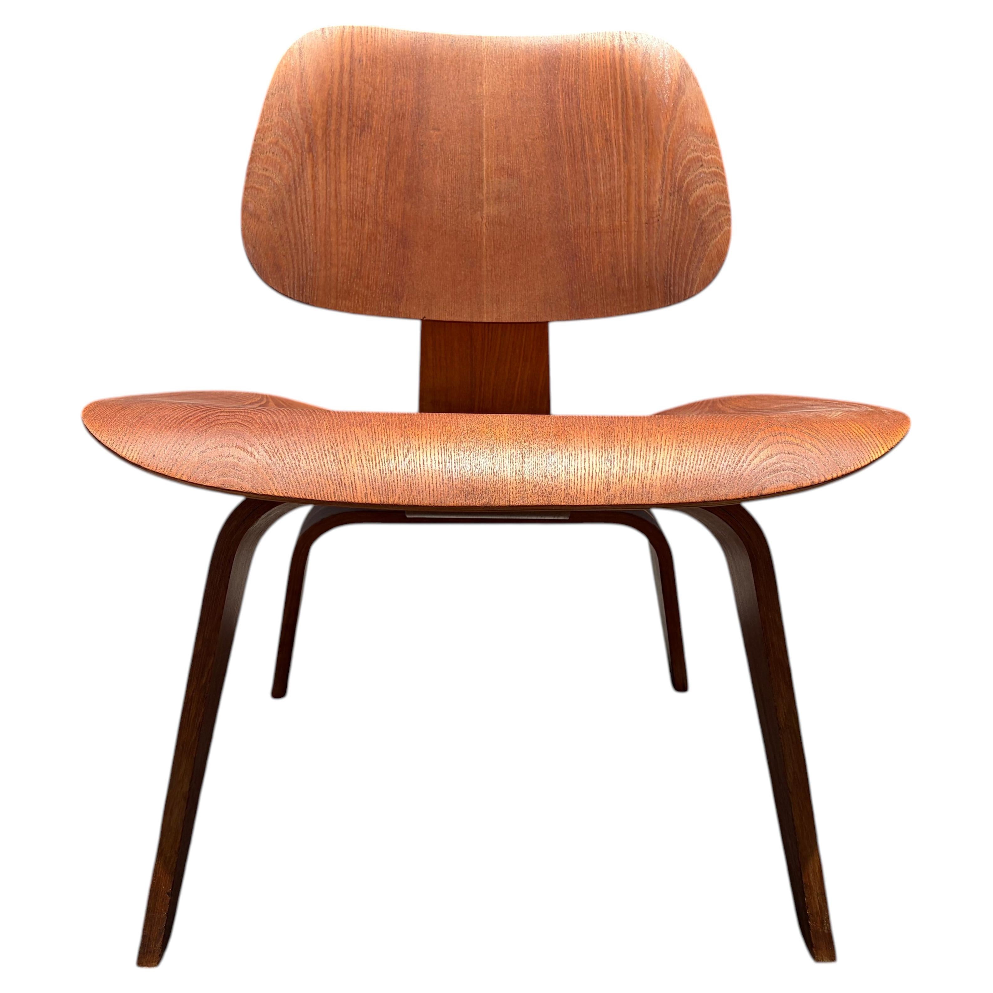 Charles and Ray Eames for Herman Miller Early LCW Chair