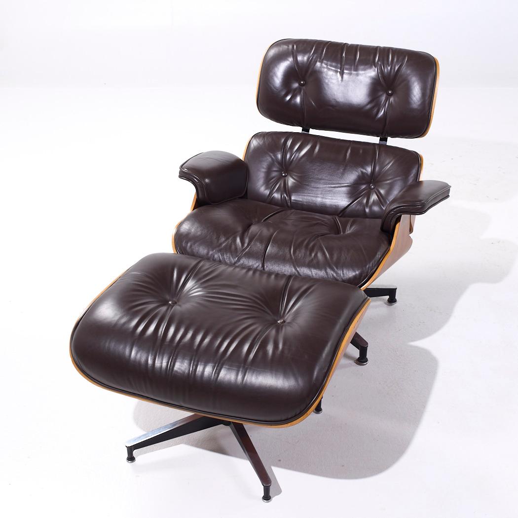 Charles and Ray Eames for Herman Miller MCM Eames Lounge Chair with Ottoman For Sale 3