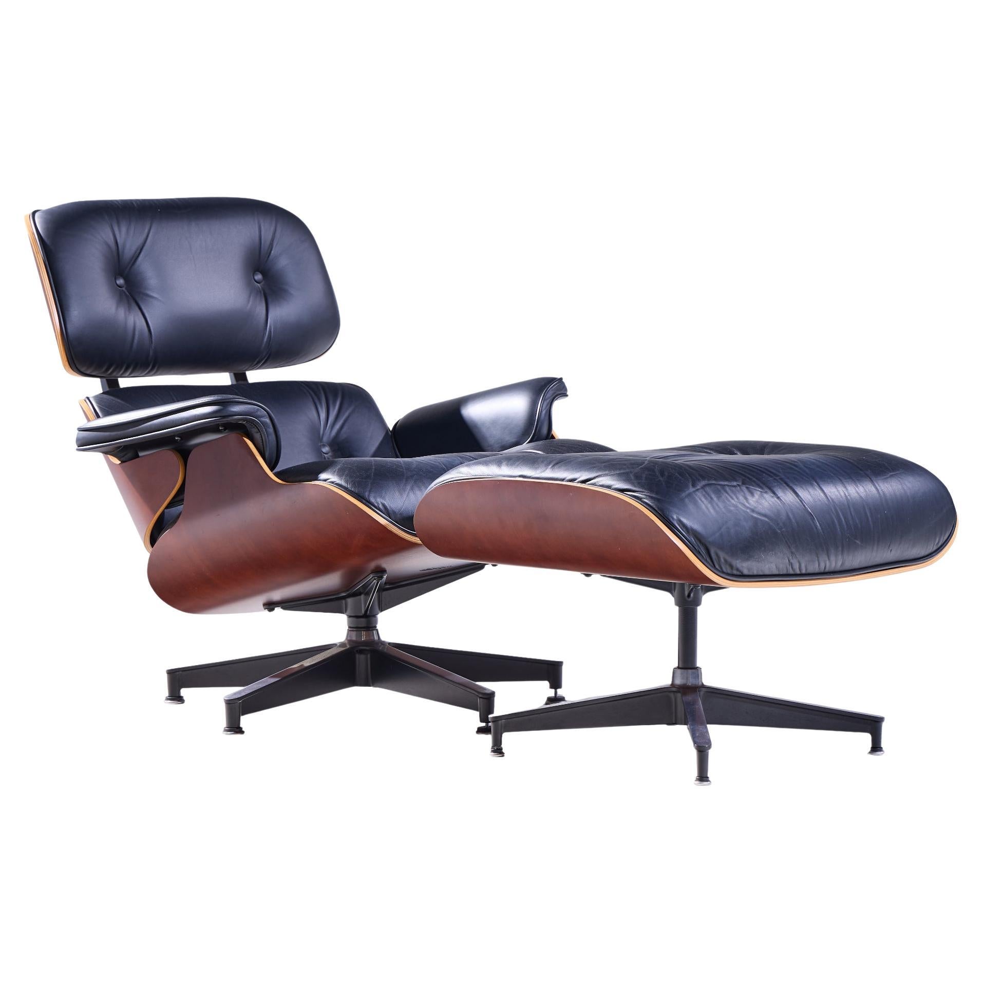 Is Eames mid-century modern?