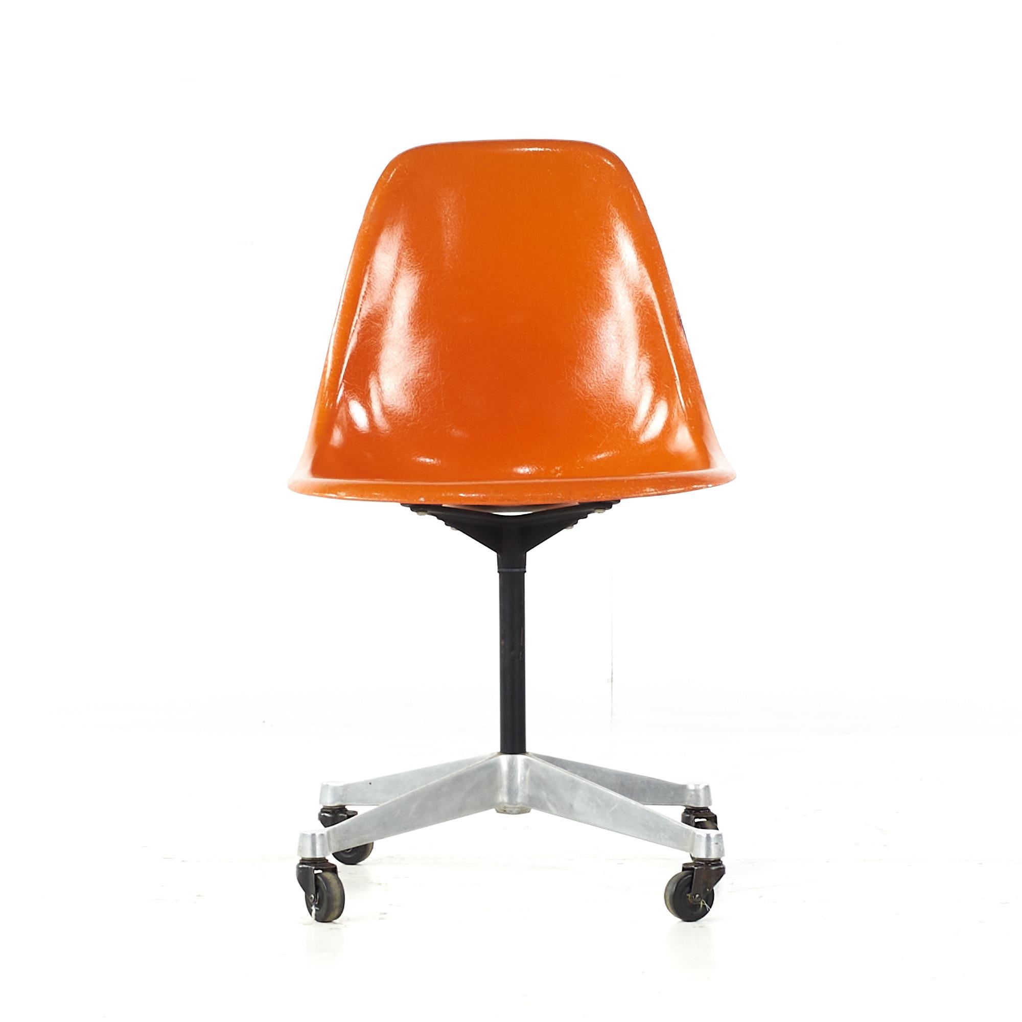 Charles and Ray Eames for Herman Miller Mid Century Wheeled Shell Chair

This chair measures: 18.5 wide x 24 deep x 32 high, with a seat height of 17.5 inches

All pieces of furniture can be had in what we call restored vintage condition. That means