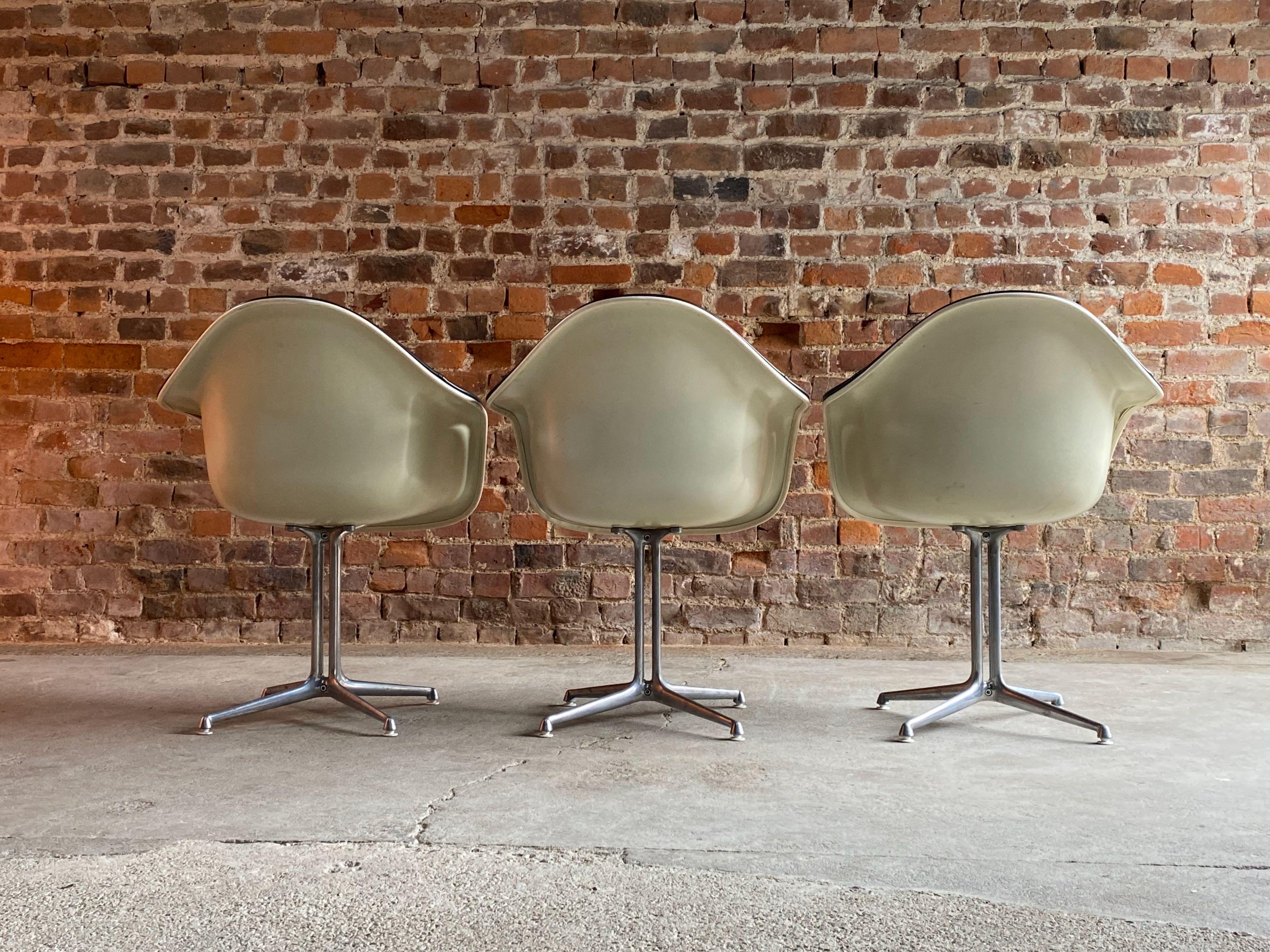 Mid-Century Modern Charles and Ray Eames for Herman Miller Three 'La Fonda' Chairs, circa 1960s