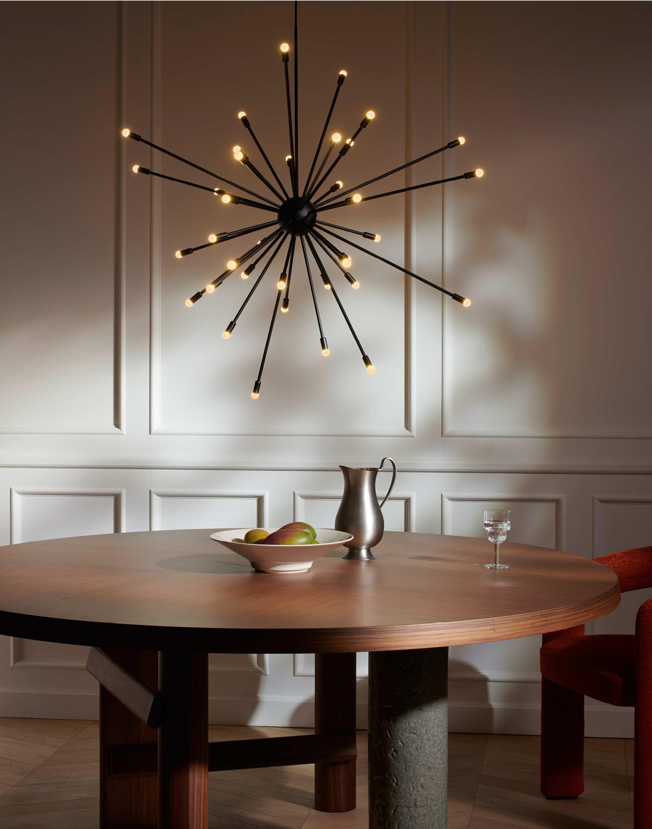 Charles and Ray Eames Galaxy Schwarze Pendelleuchte von Cassina (Italienisch) im Angebot