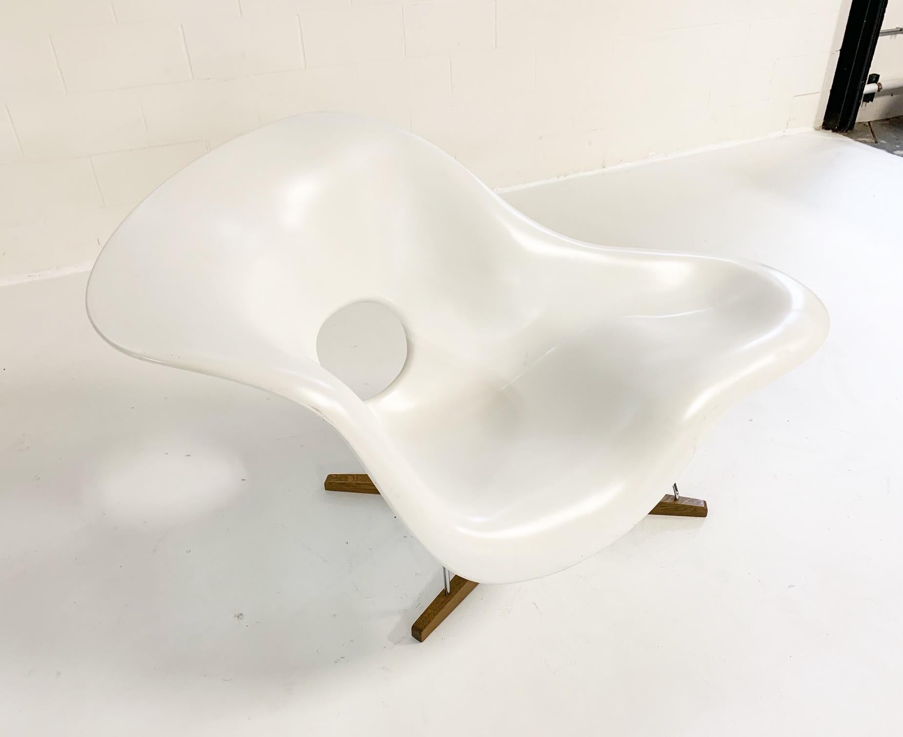 eames chaise