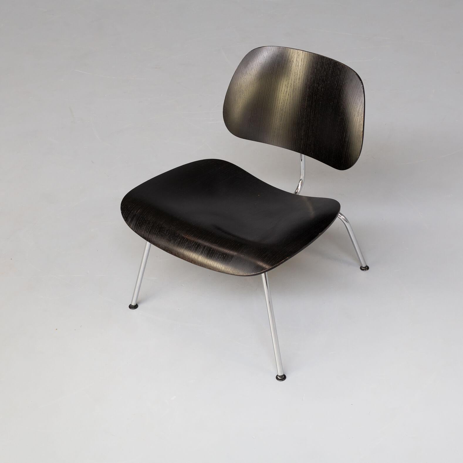 20th Century Charles and Ray Eames ‘LCM’ Chair for Vitra For Sale