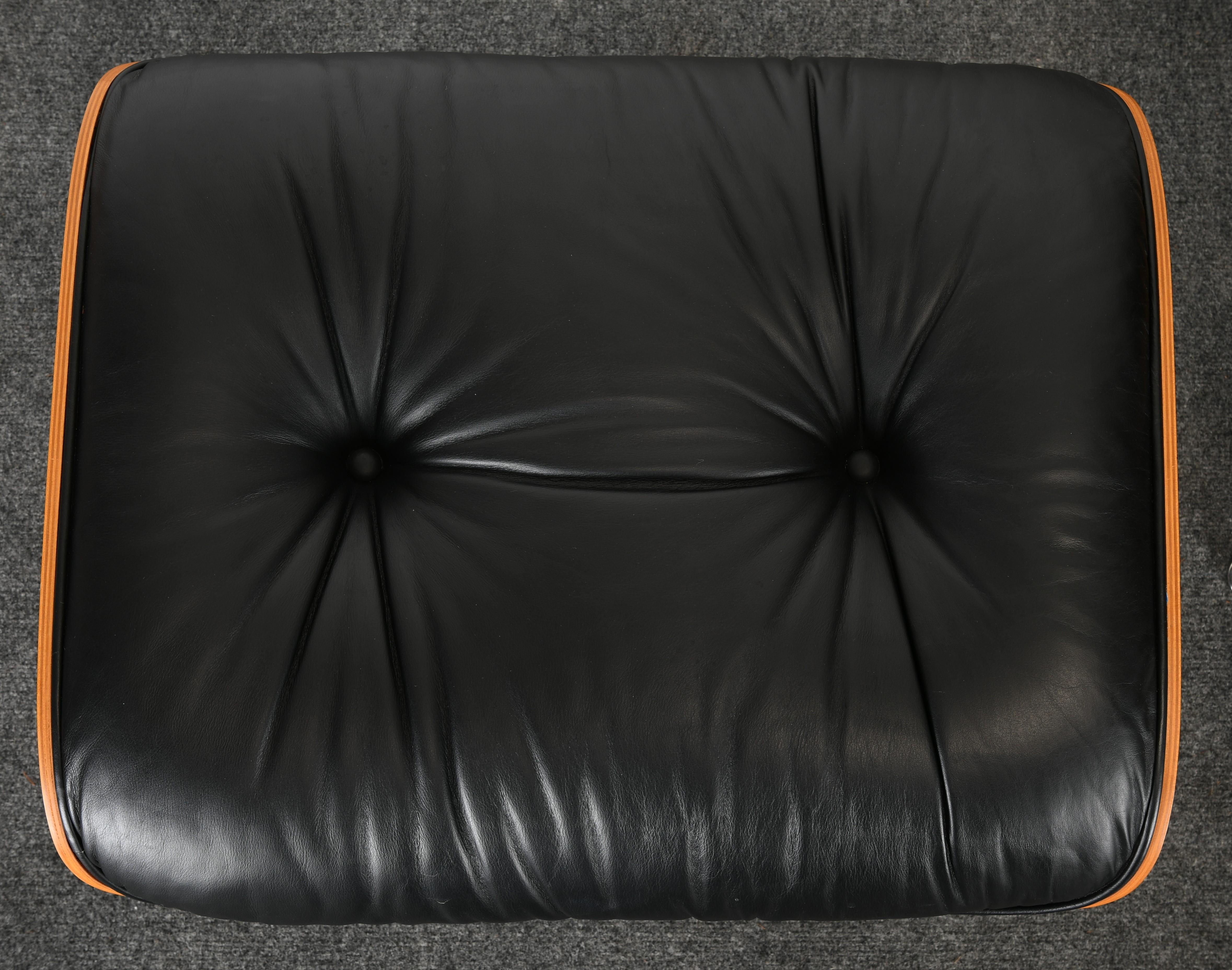 Charles and Ray Eames Lounge Chair and Ottoman, 1971-1974 1