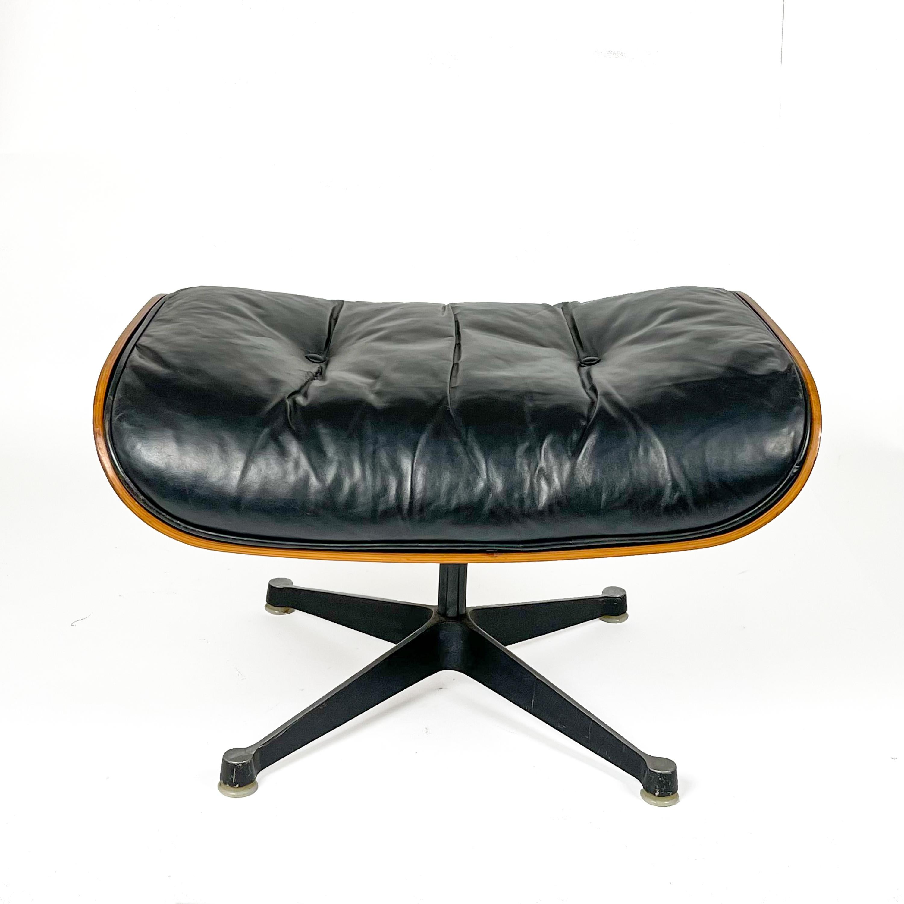 Charles and Ray Eames, Lounge Chair and Ottoman Matching Vintage Set, Vitra 1968 1
