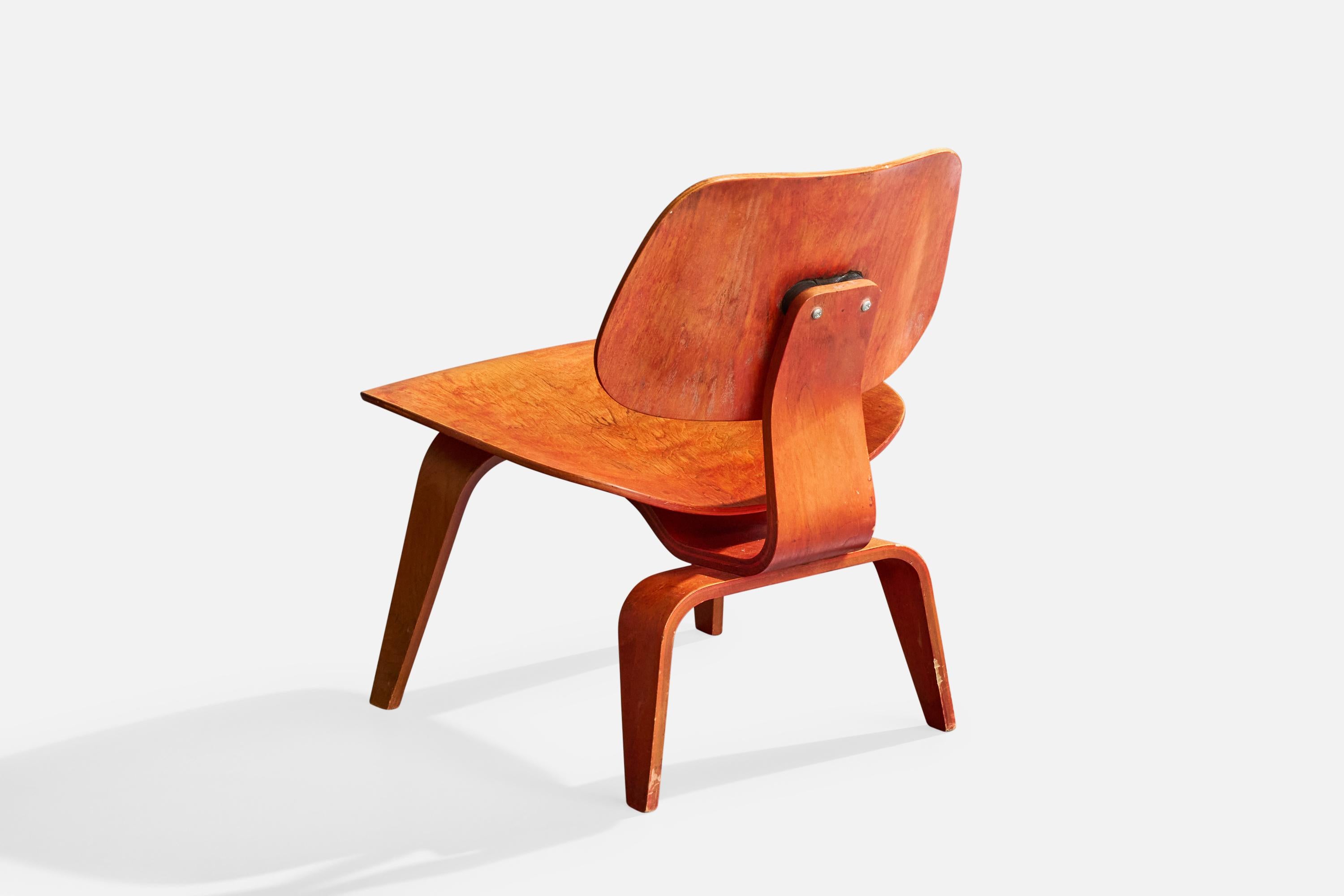 Charles und Ray Eames, Lounge Chair, Sperrholz, USA, 1950er Jahre (Holz) im Angebot