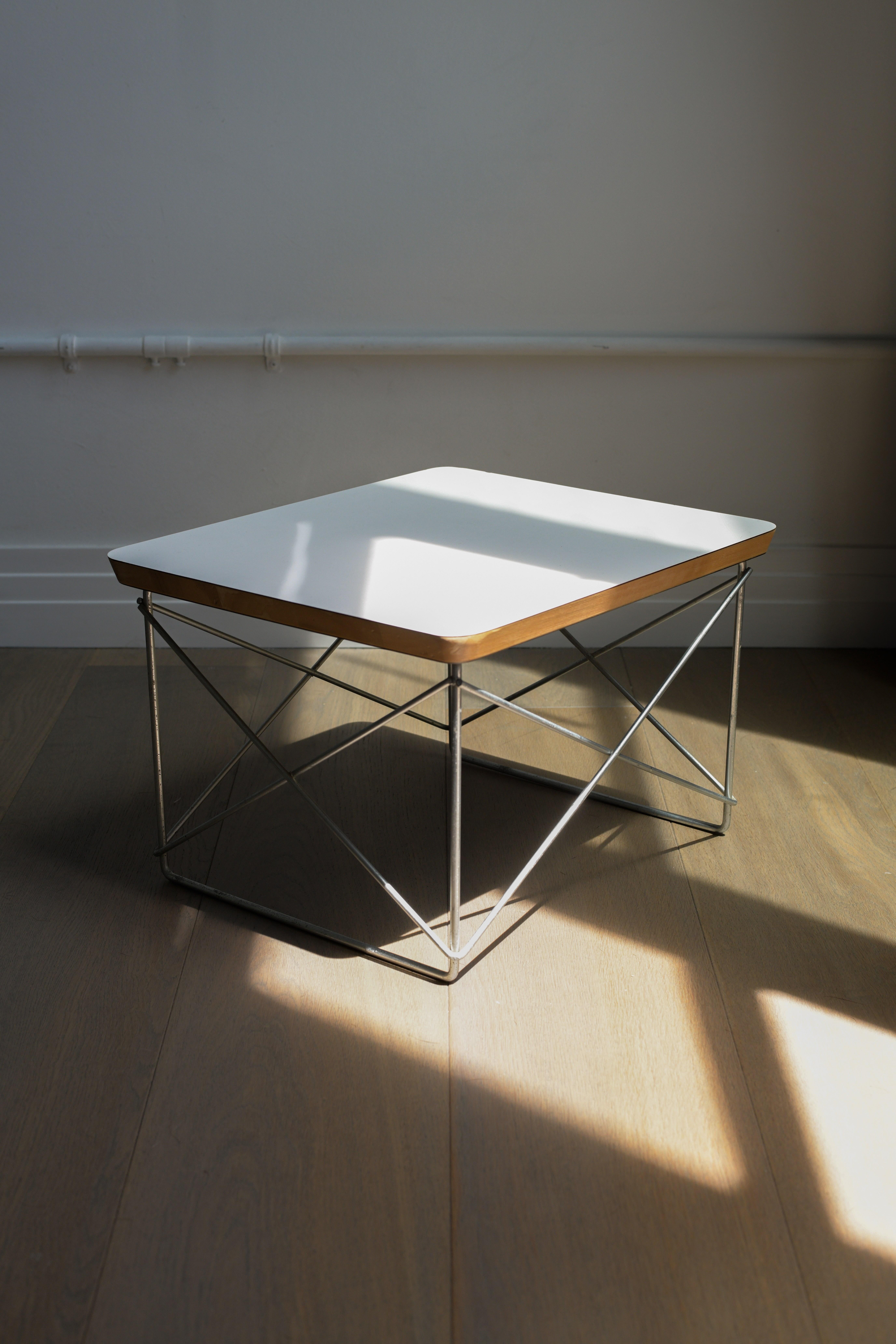 Charles and Ray Eames LTRs, set of three In Good Condition For Sale In Los Angeles, CA
