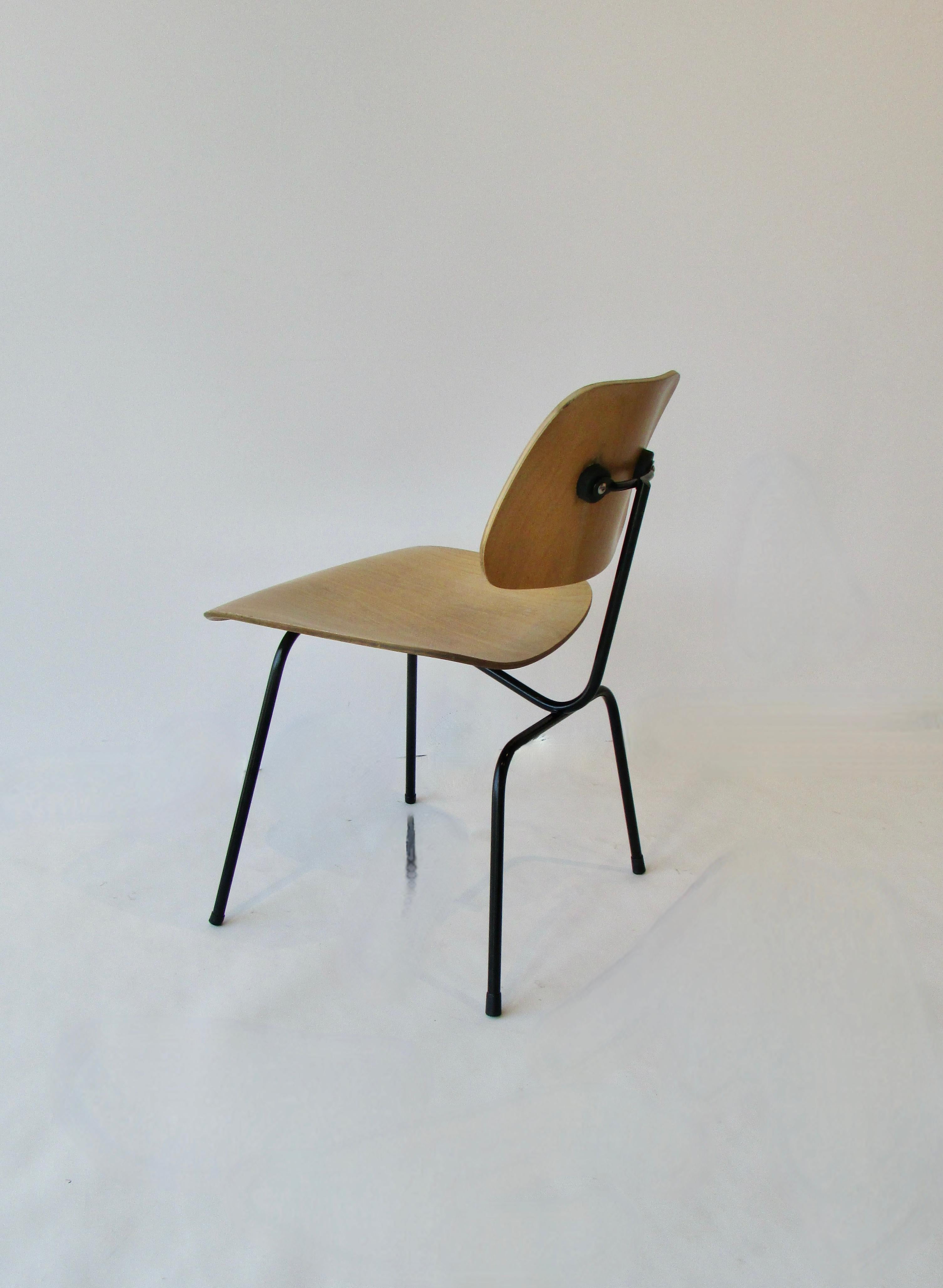 Powder-Coated Charles and Ray Eames Metal Leg Dining Chair DCM for Herman Miller
